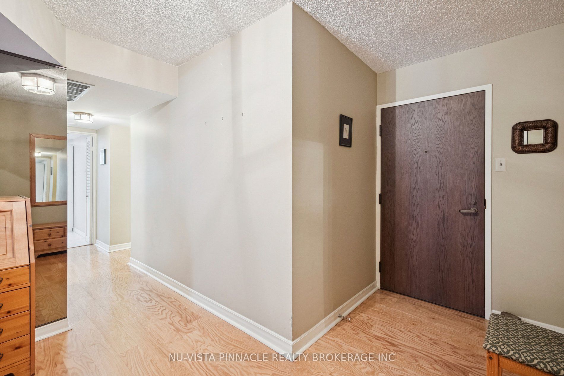 55 Harbour Square 1418 Property Photo 7