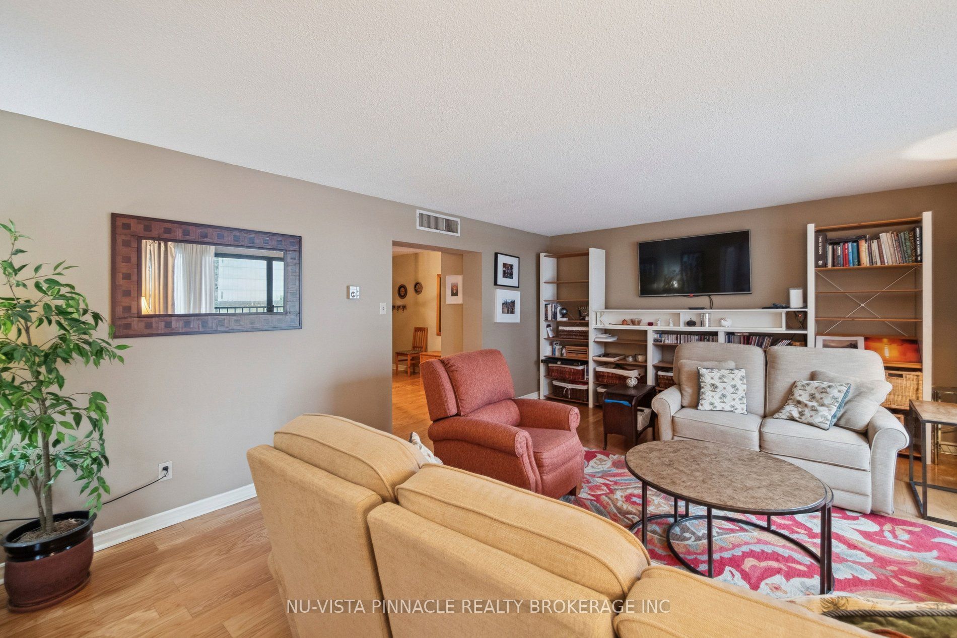 55 Harbour Square 1418 Property Photo 17