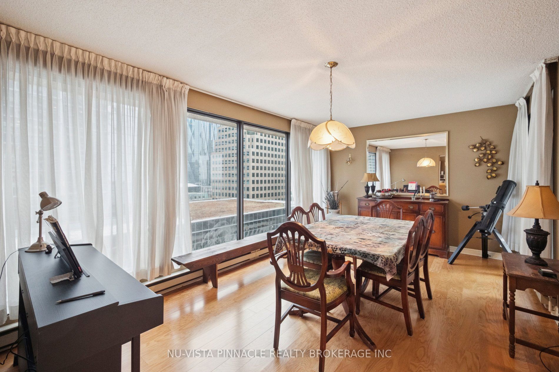 55 Harbour Square 1418 Property Photo 18