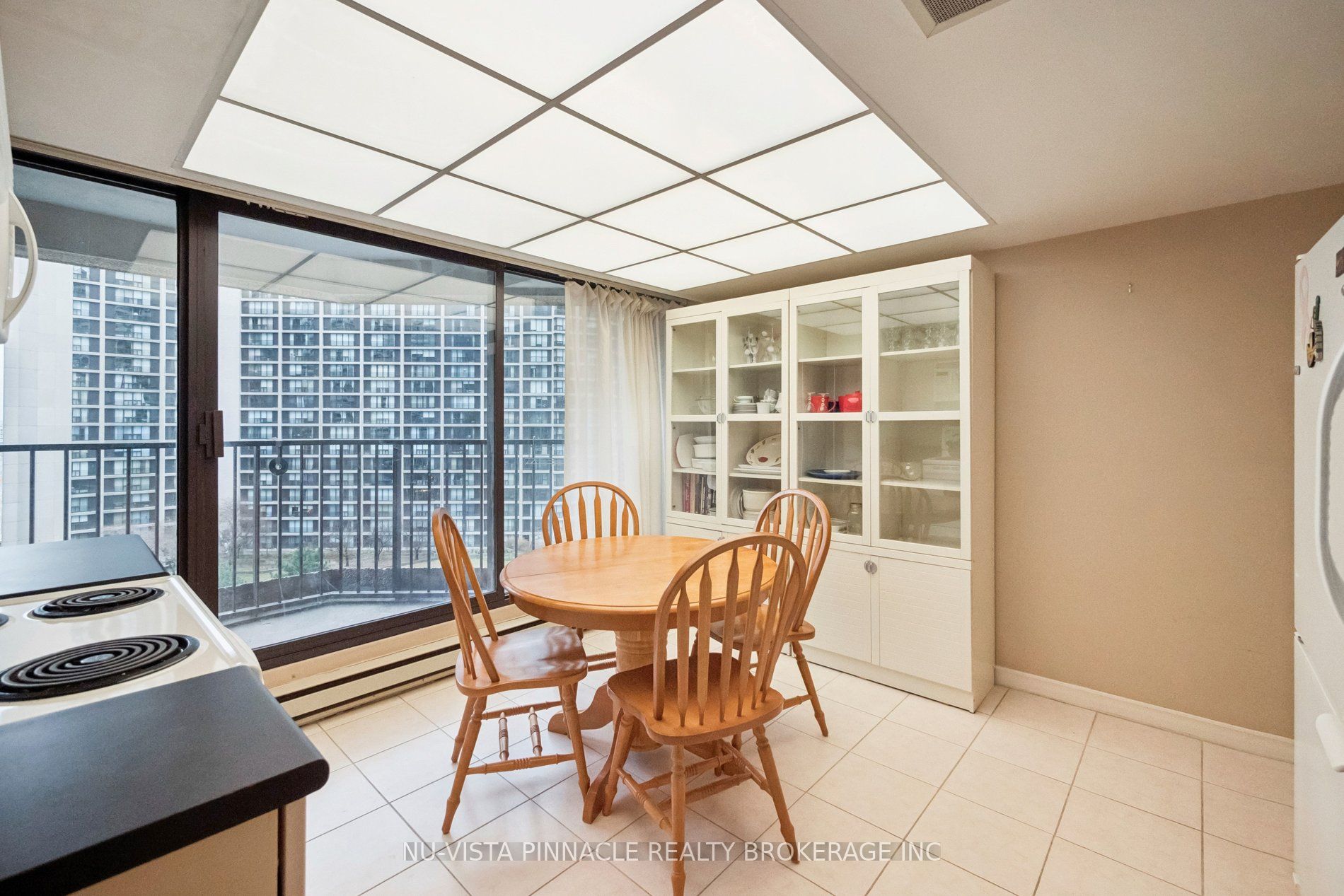 55 Harbour Square 1418 Property Photo 22