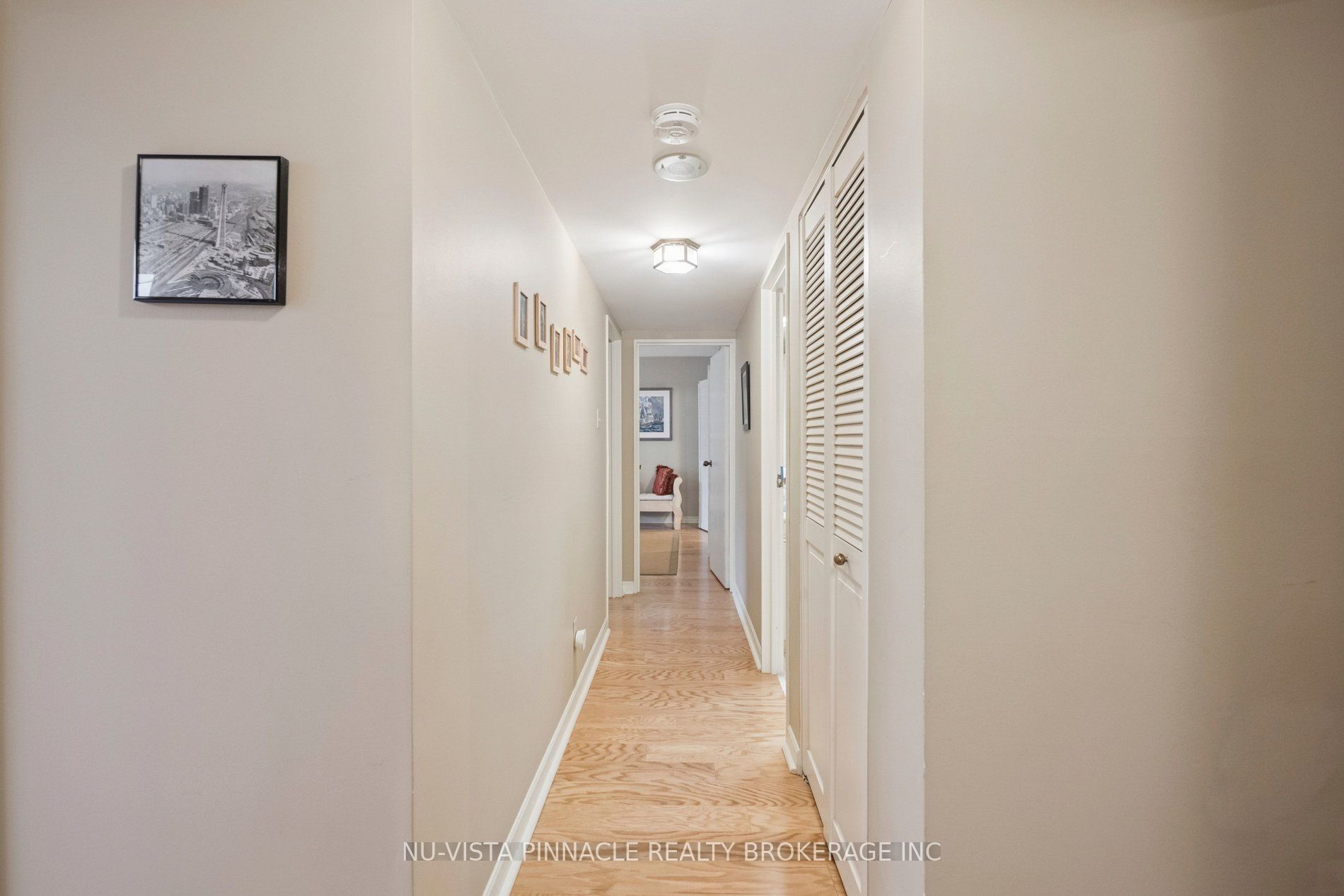 55 Harbour Square 1418 Property Photo 25
