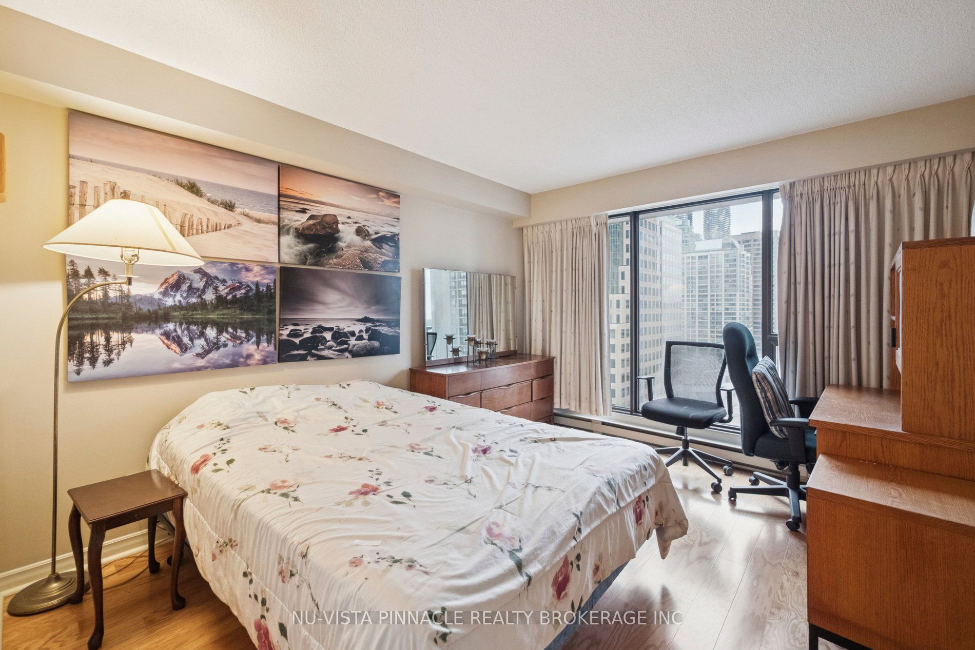 55 Harbour Square 1418 Property Photo 35