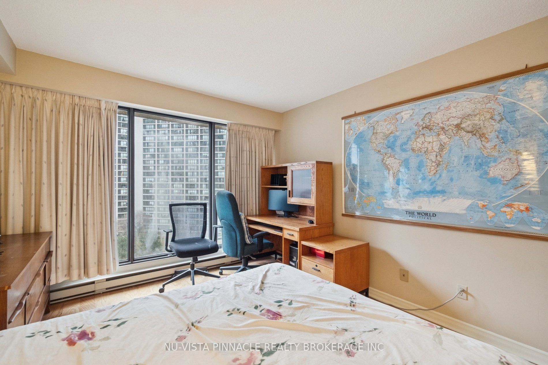 55 Harbour Square 1418 Property Photo 37