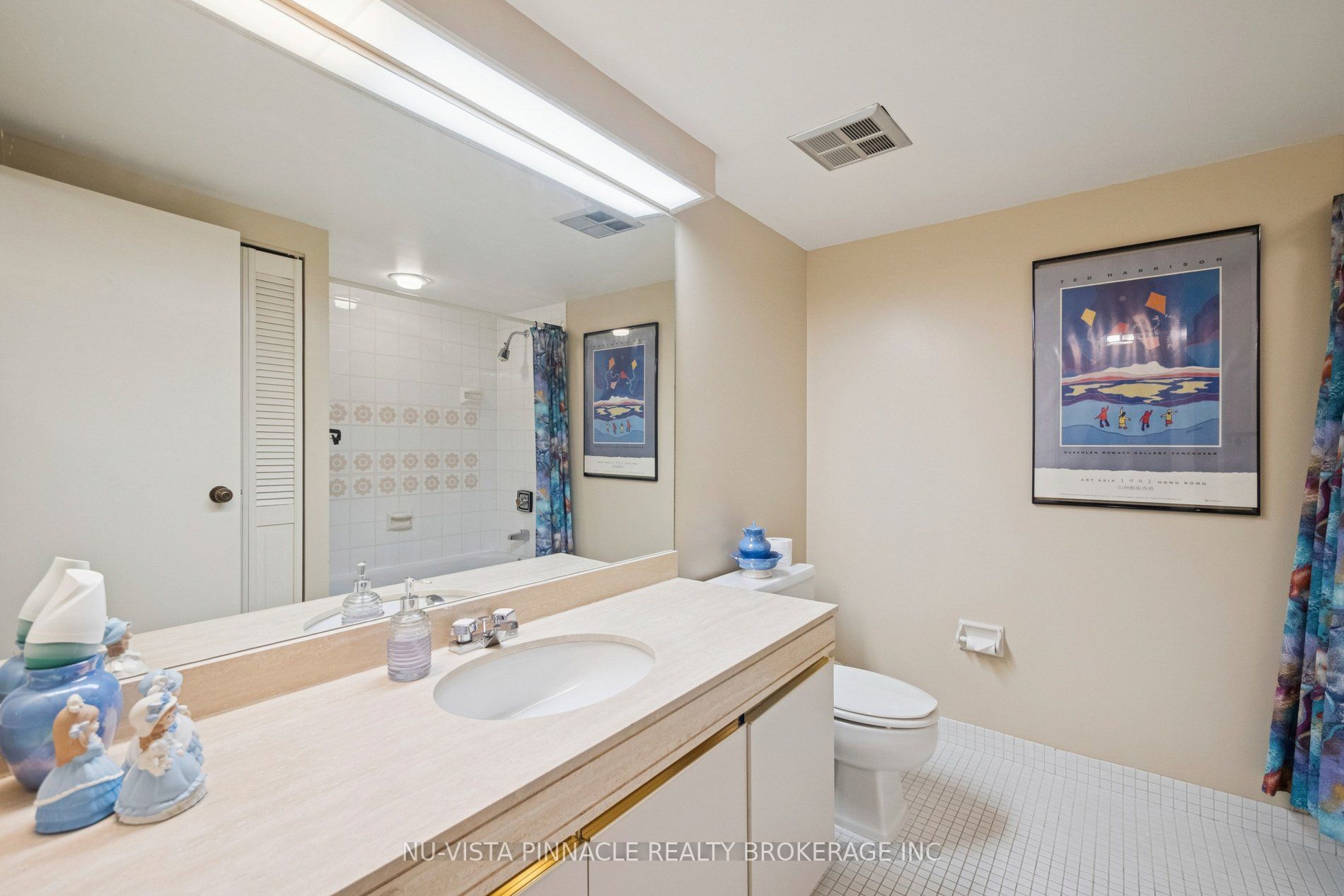 55 Harbour Square 1418 Property Photo 39