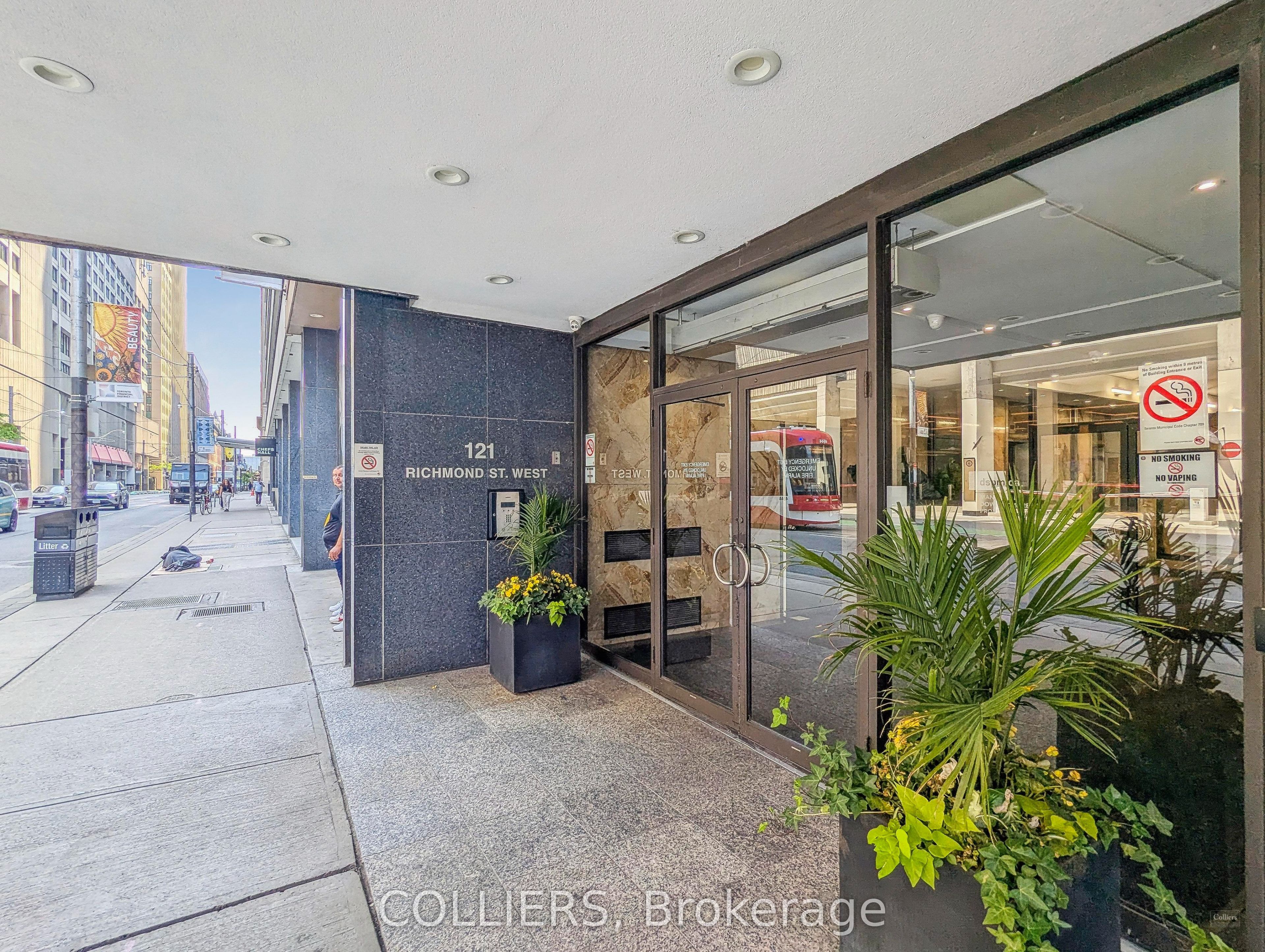 121 Richmond Street 200 Property Photo 2