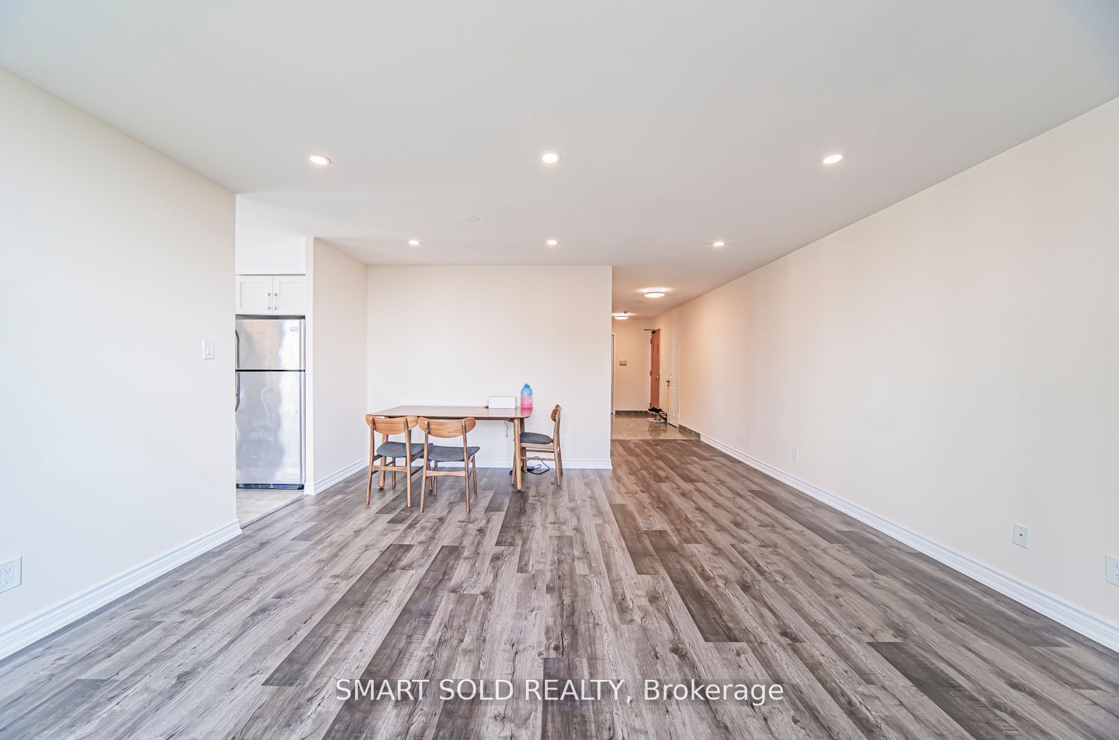 256 Doris Avenue Ph210 Property Photo 8