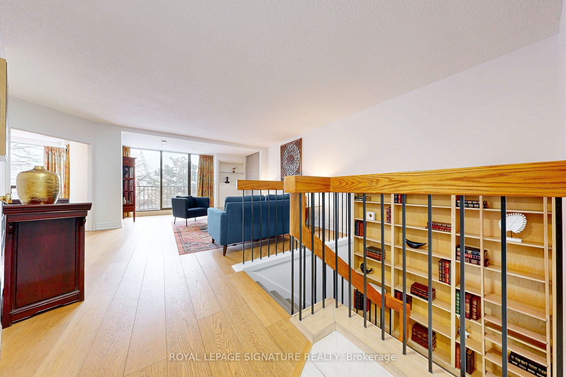 33 Harbour Square 410/204 Property Photo 4