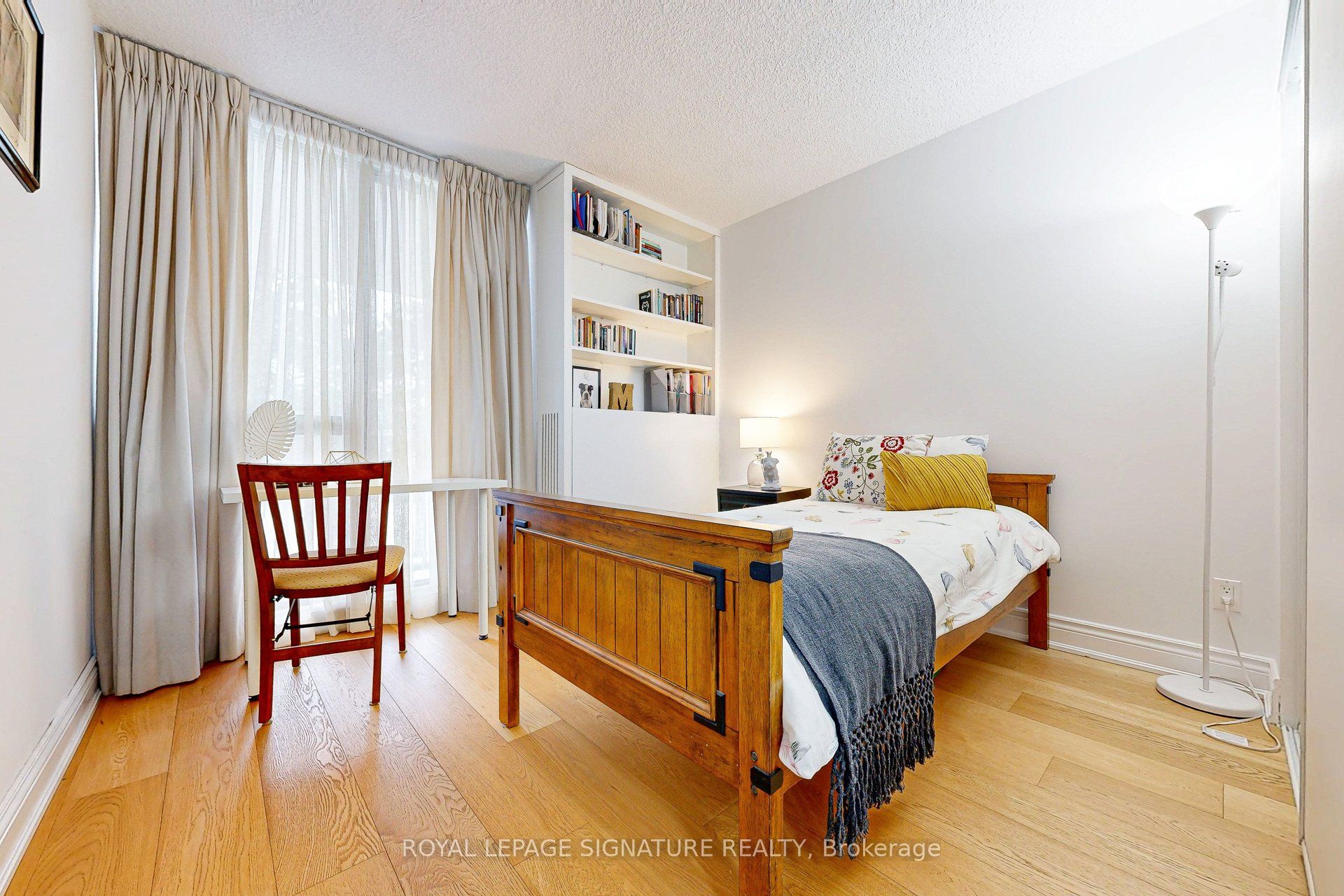 33 Harbour Square 410/204 Property Photo 26