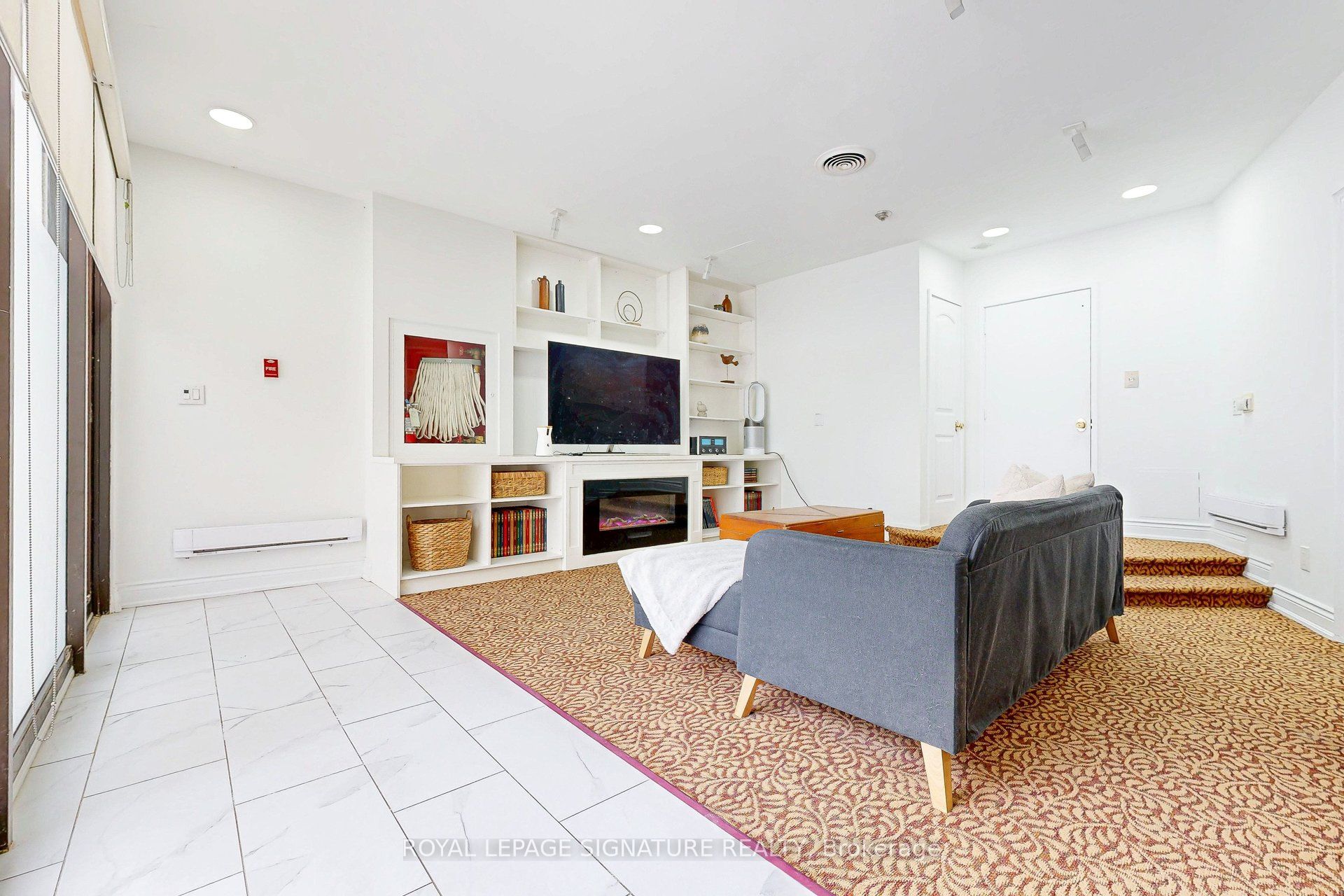 33 Harbour Square 410/204 Property Photo 30