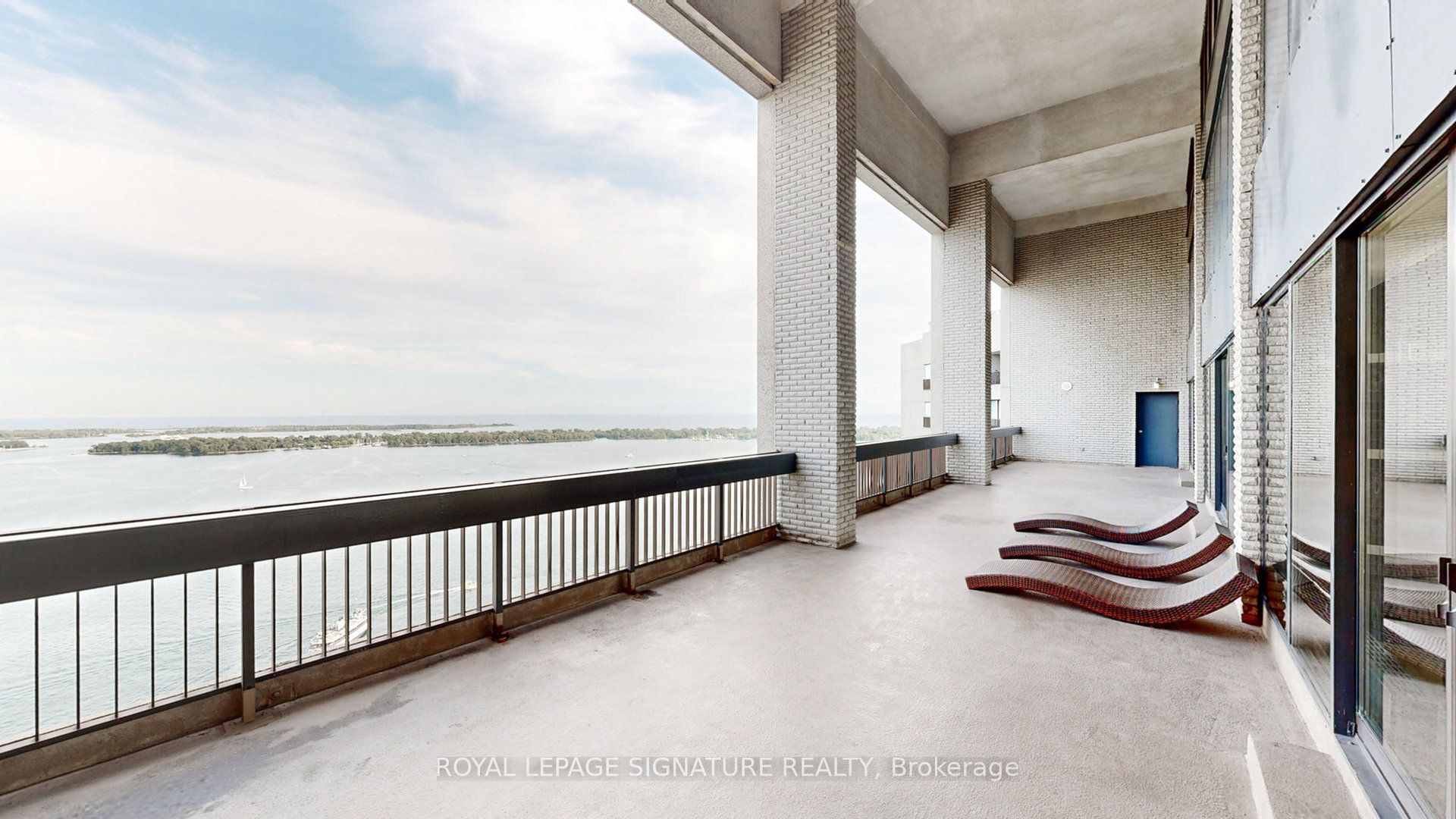 33 Harbour Square 410/204 Property Photo 42
