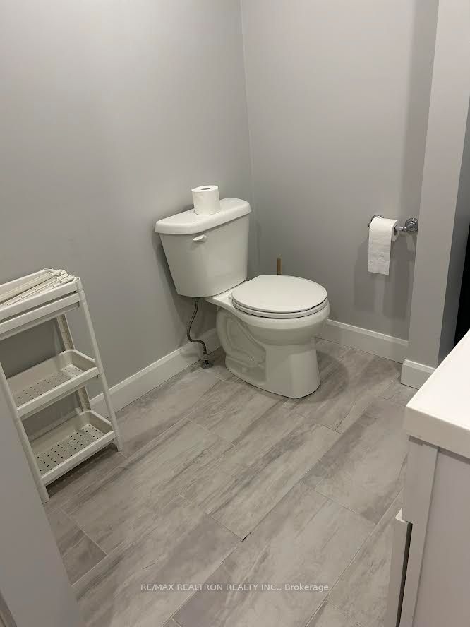 485 Oriole Parkway Main Property Photo 14
