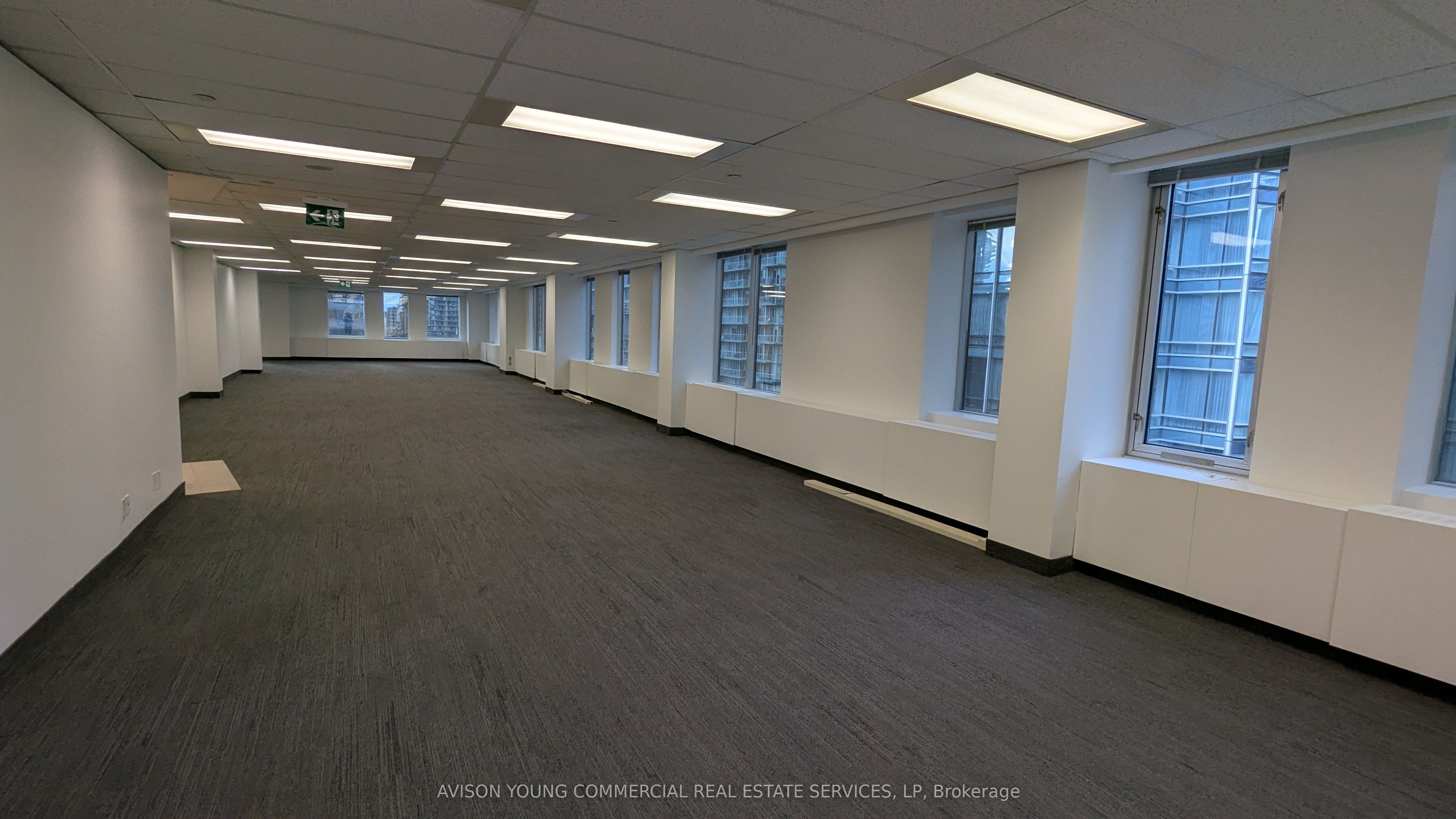 170 University Avenue 1100 Property Photo 8