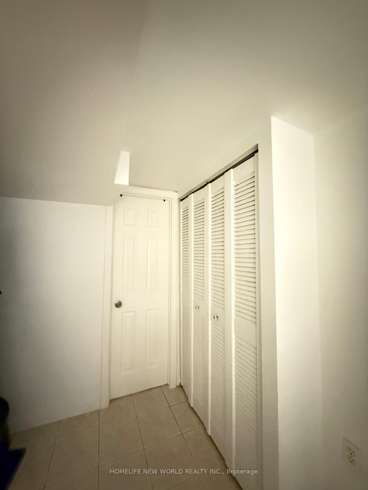 20 Castlebury Crescent N Basement Property Photo 14