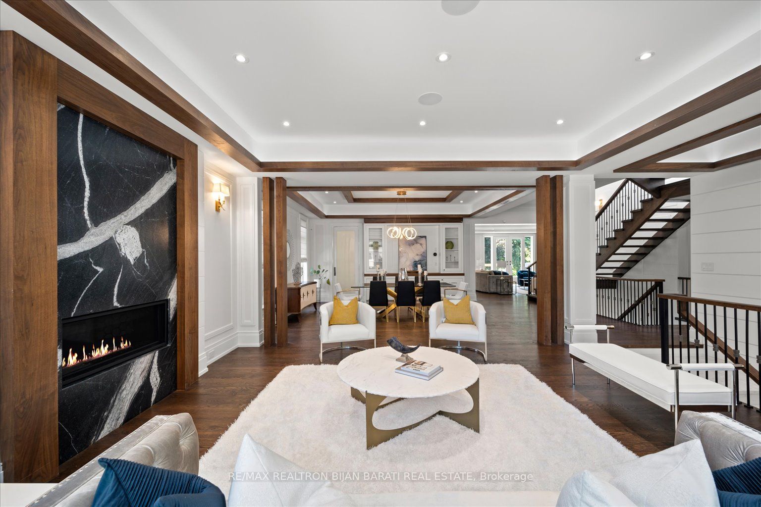 185 Maxome Avenue Property Photo 3