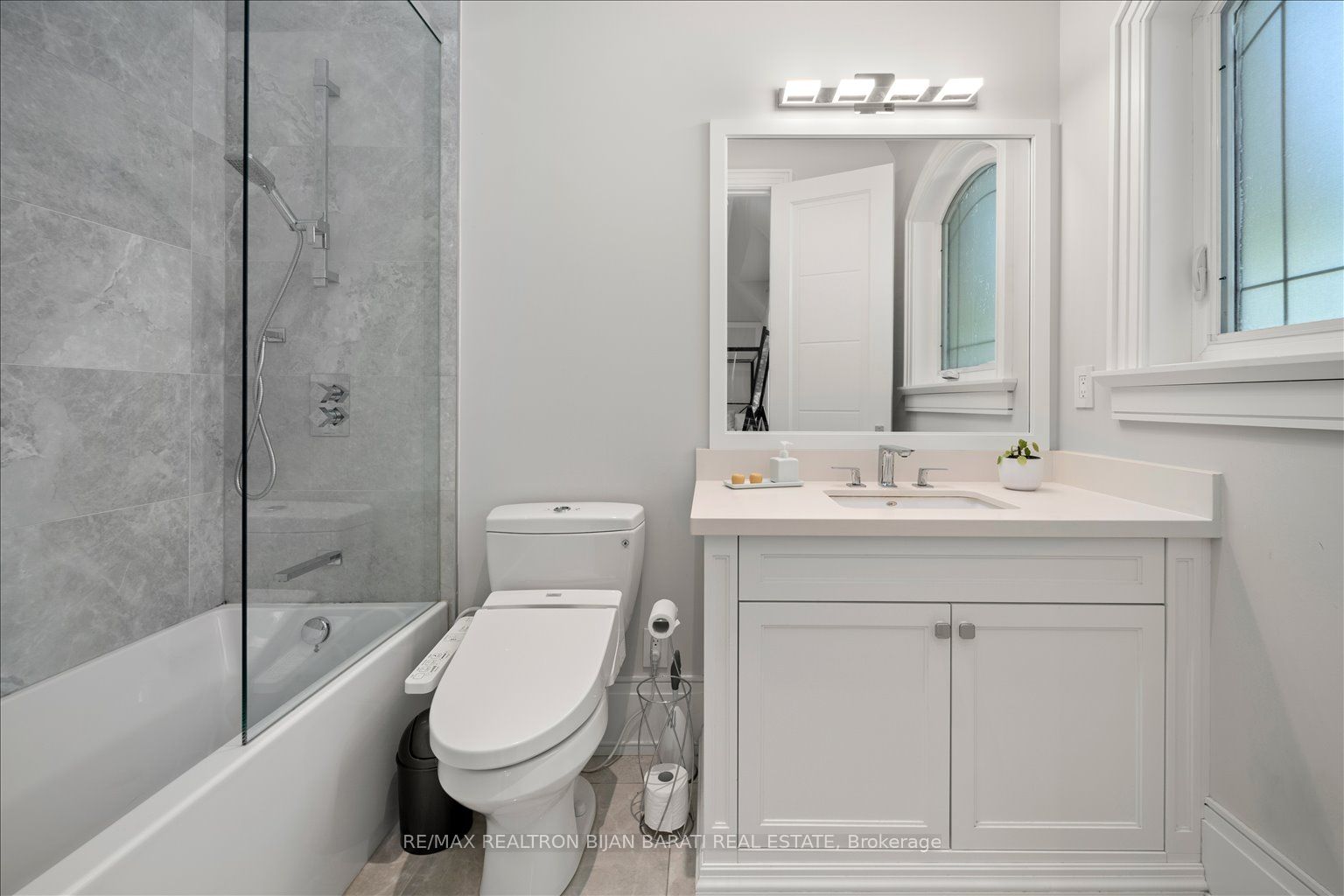185 Maxome Avenue Property Photo 32