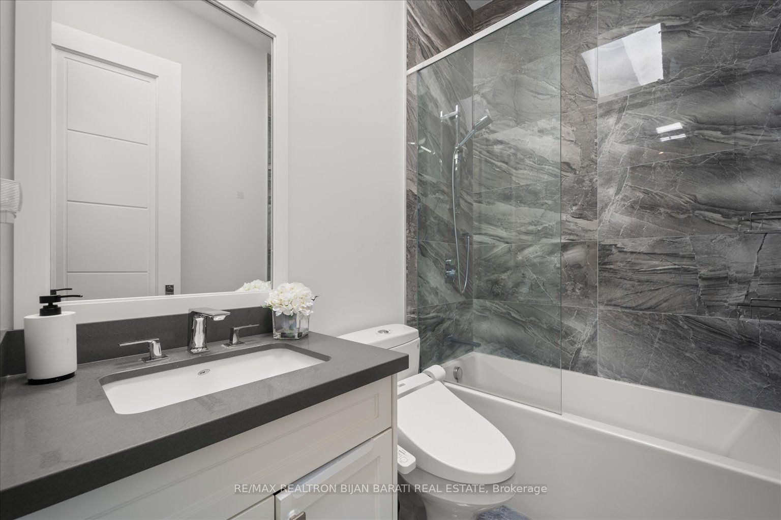 185 Maxome Avenue Property Photo 35