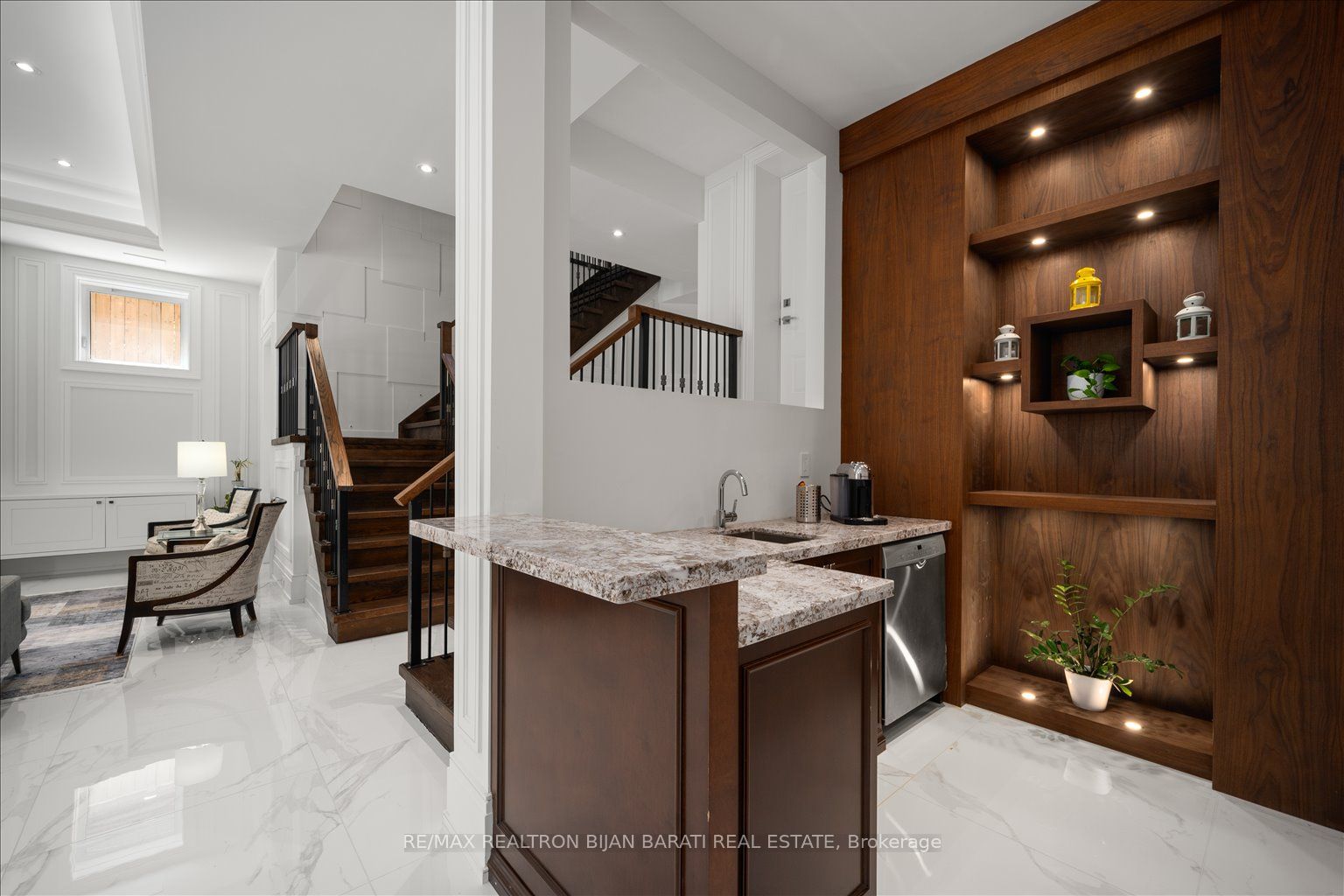 185 Maxome Avenue Property Photo 46