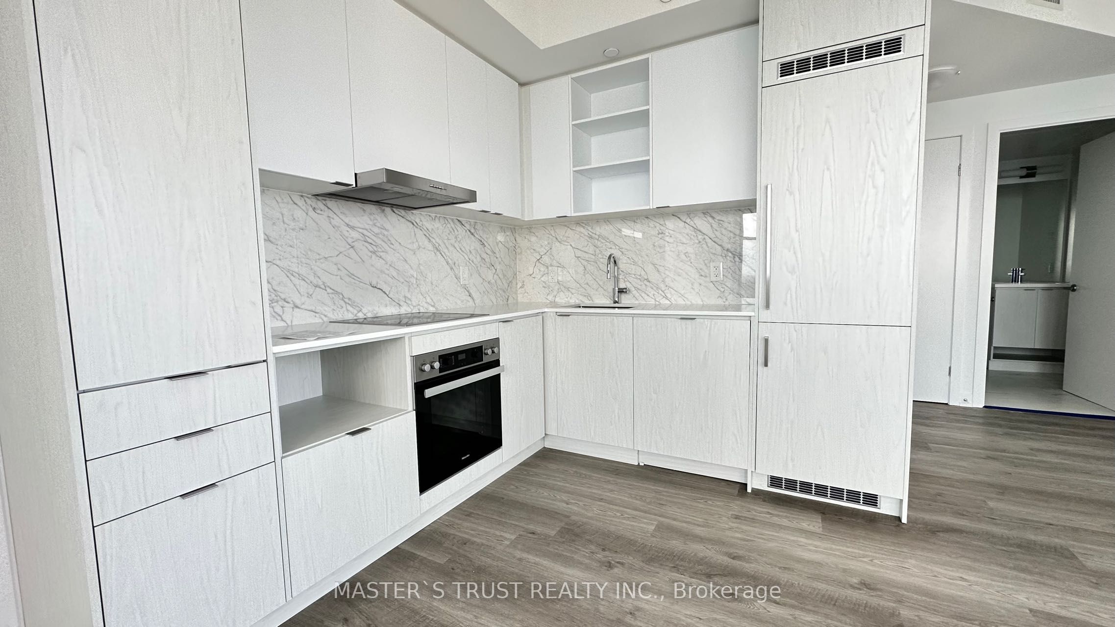 55 Cooper Street 7108 Property Photo 5