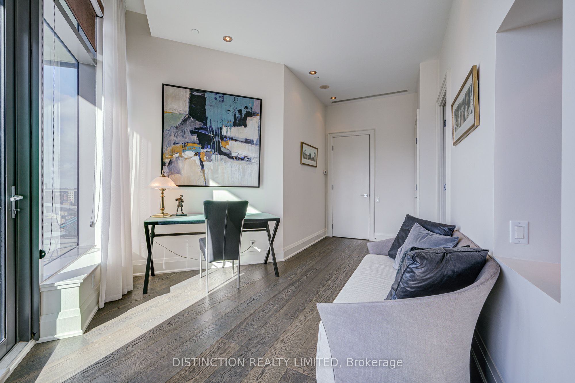 77 W Charles Street W 1603 Property Photo 19