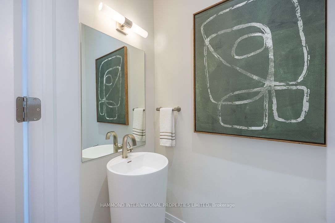 1177 Avenue Road Property Photo 13