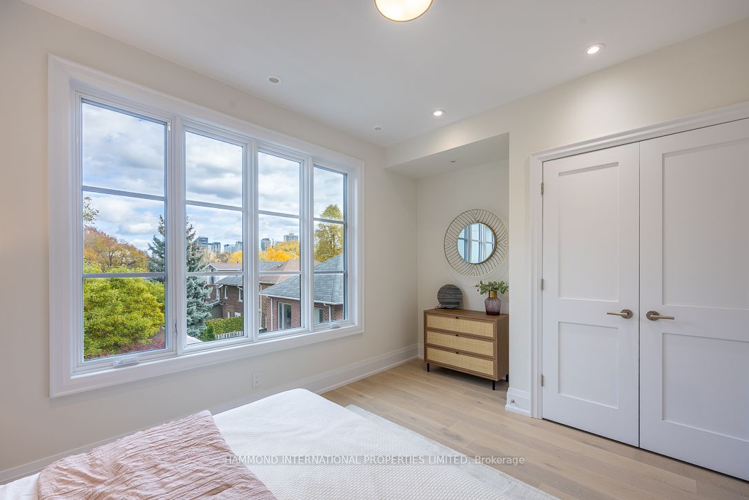 1177 Avenue Road Property Photo 34