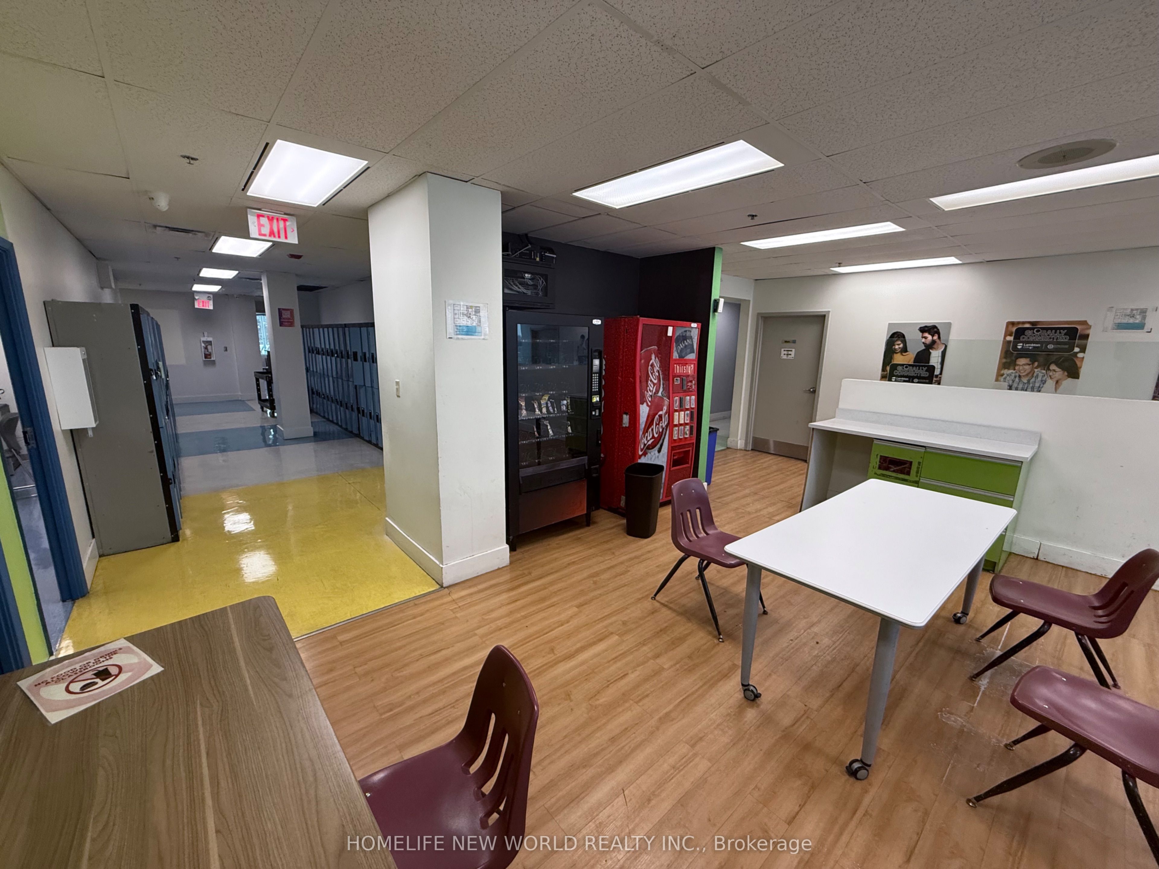 265 Yorkland Boulevard 2nd Floor Property Photo 26