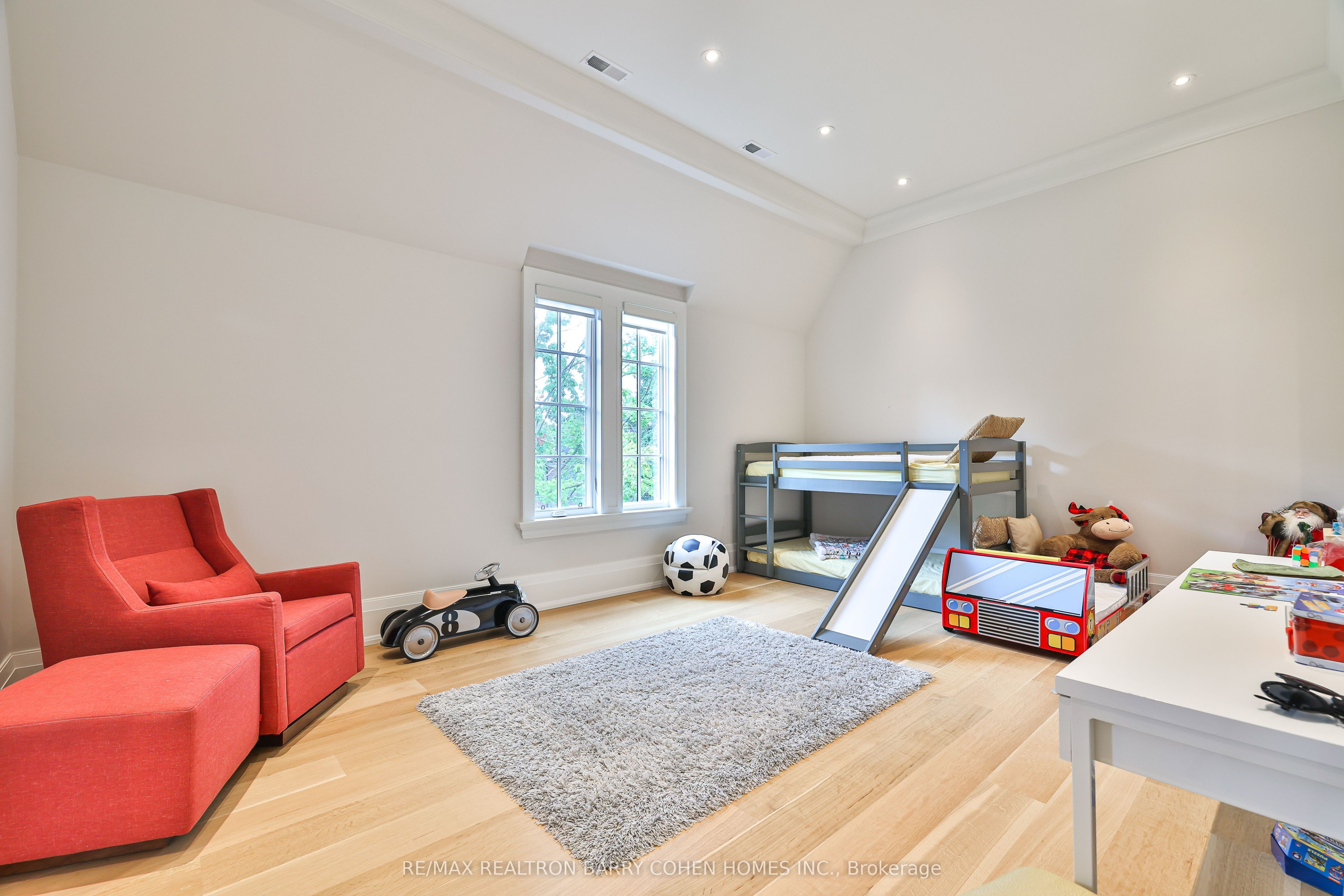 33 Stratheden Road Property Photo 40
