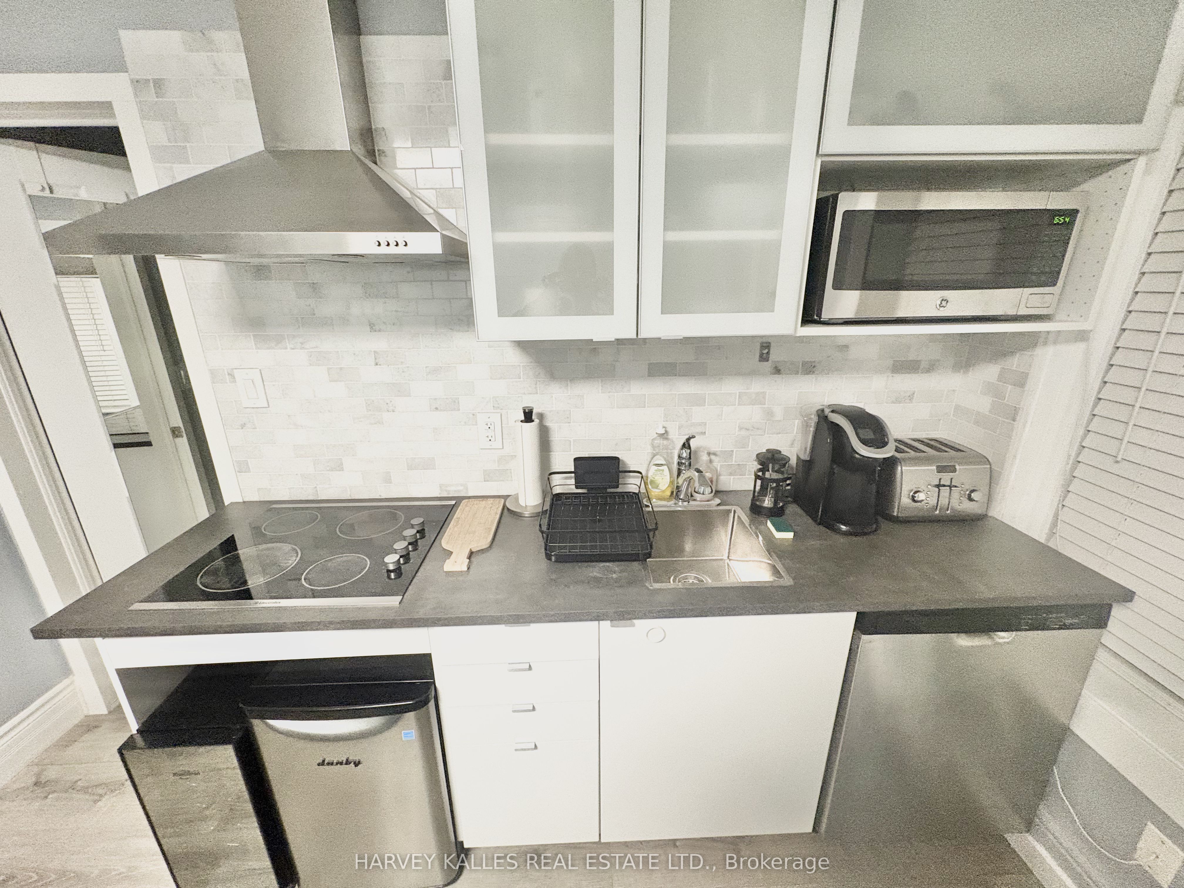 11 Saint Patricks Square 2 Property Photo 3