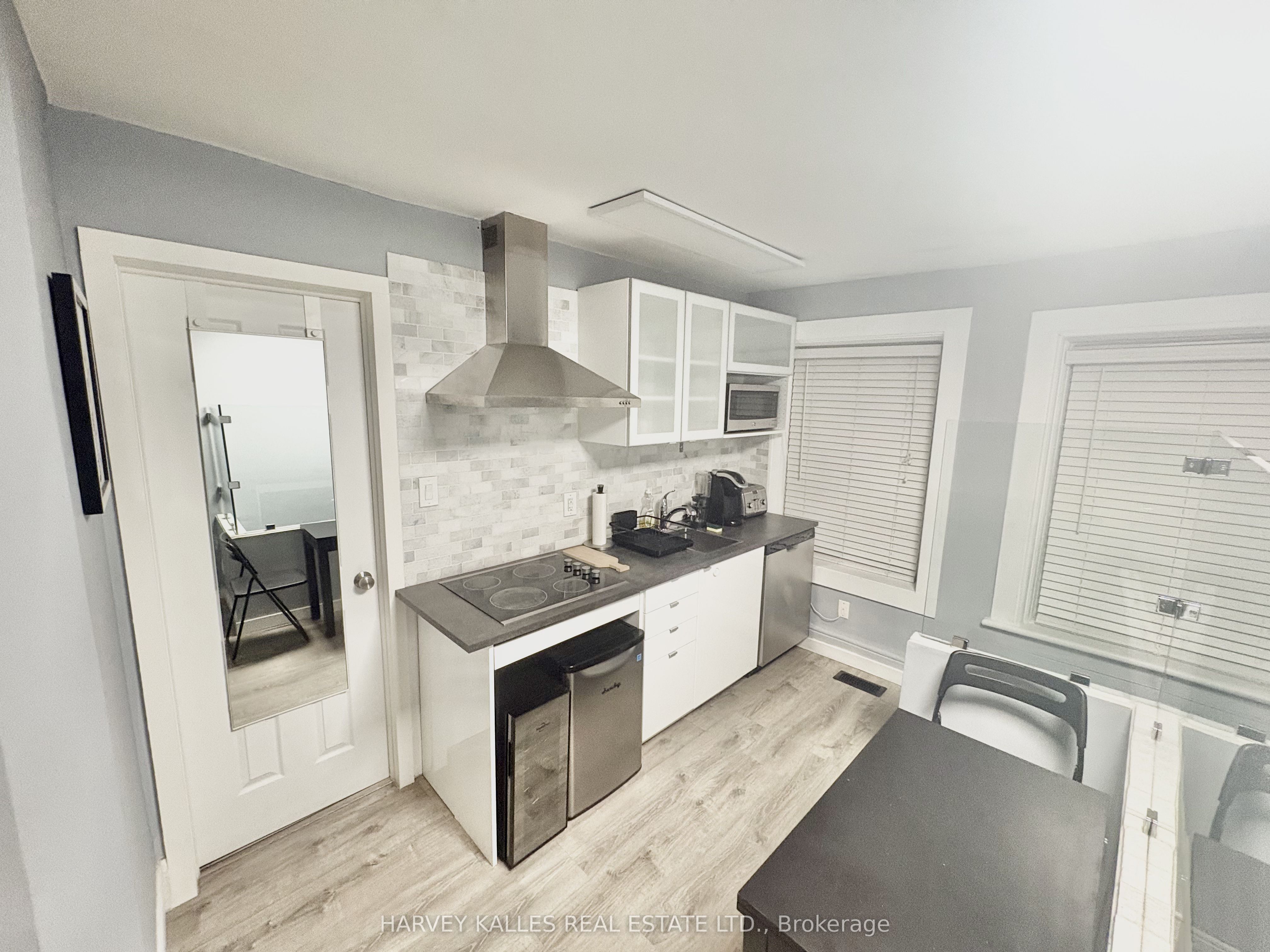 11 Saint Patricks Square 2 Property Photo 7