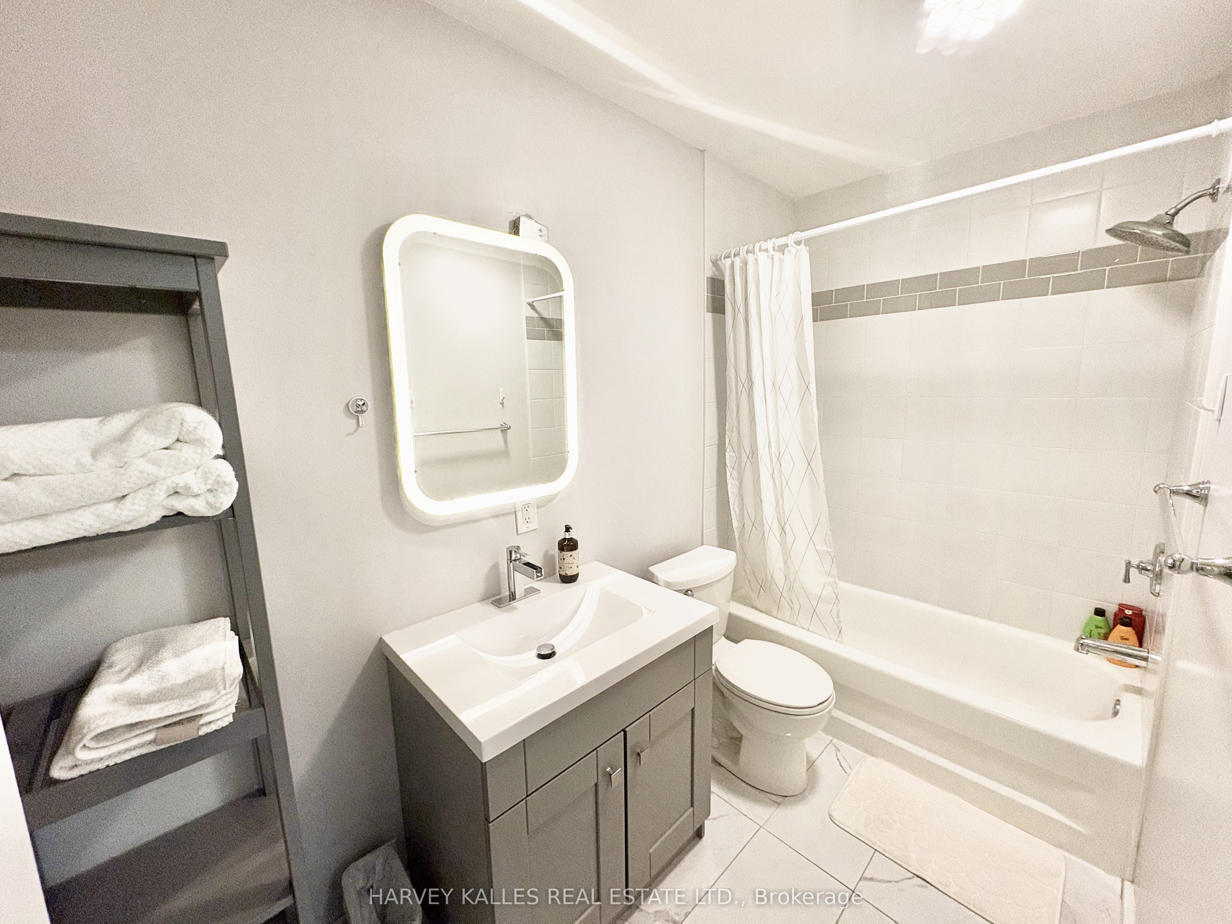 11 Saint Patricks Square 2 Property Photo 8