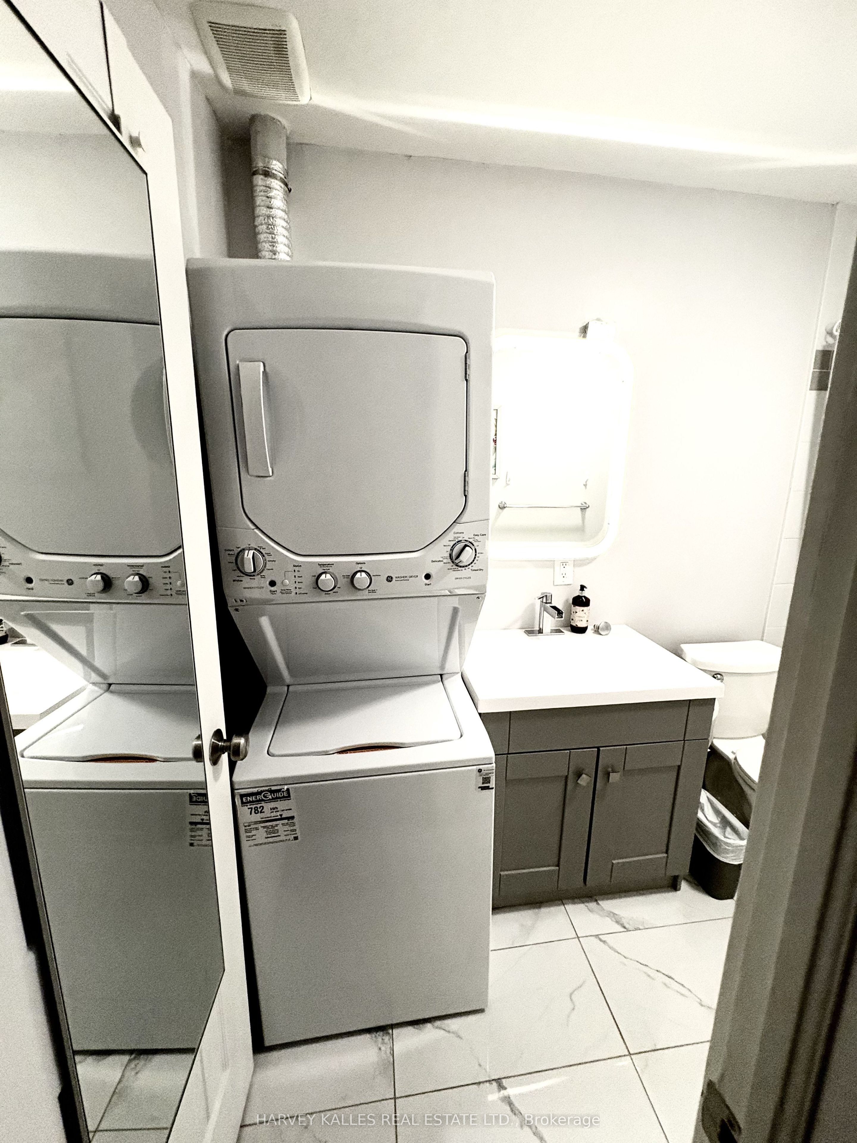 11 Saint Patricks Square 2 Property Photo 15
