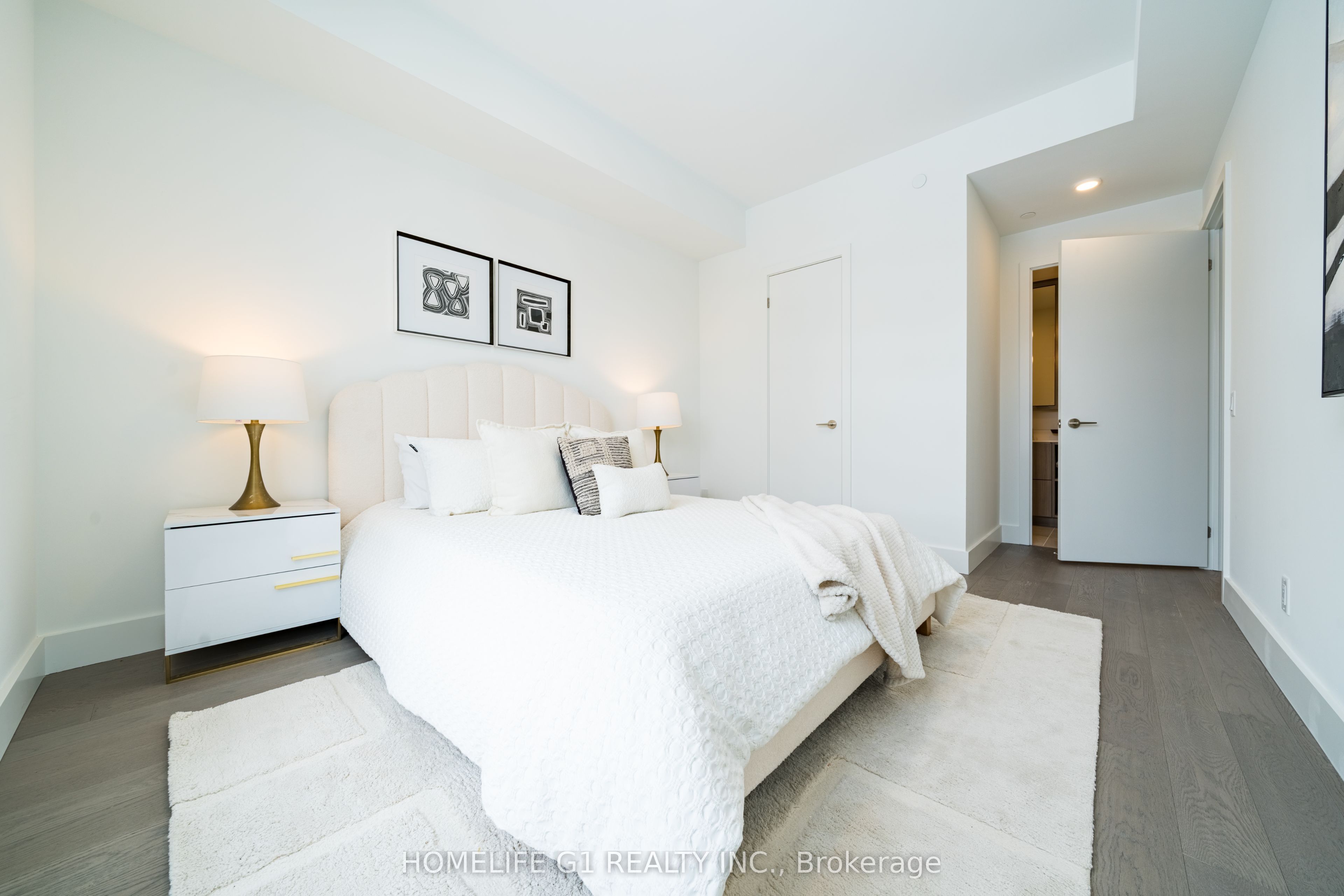6 Greenbriar Road 116 Property Photo 17
