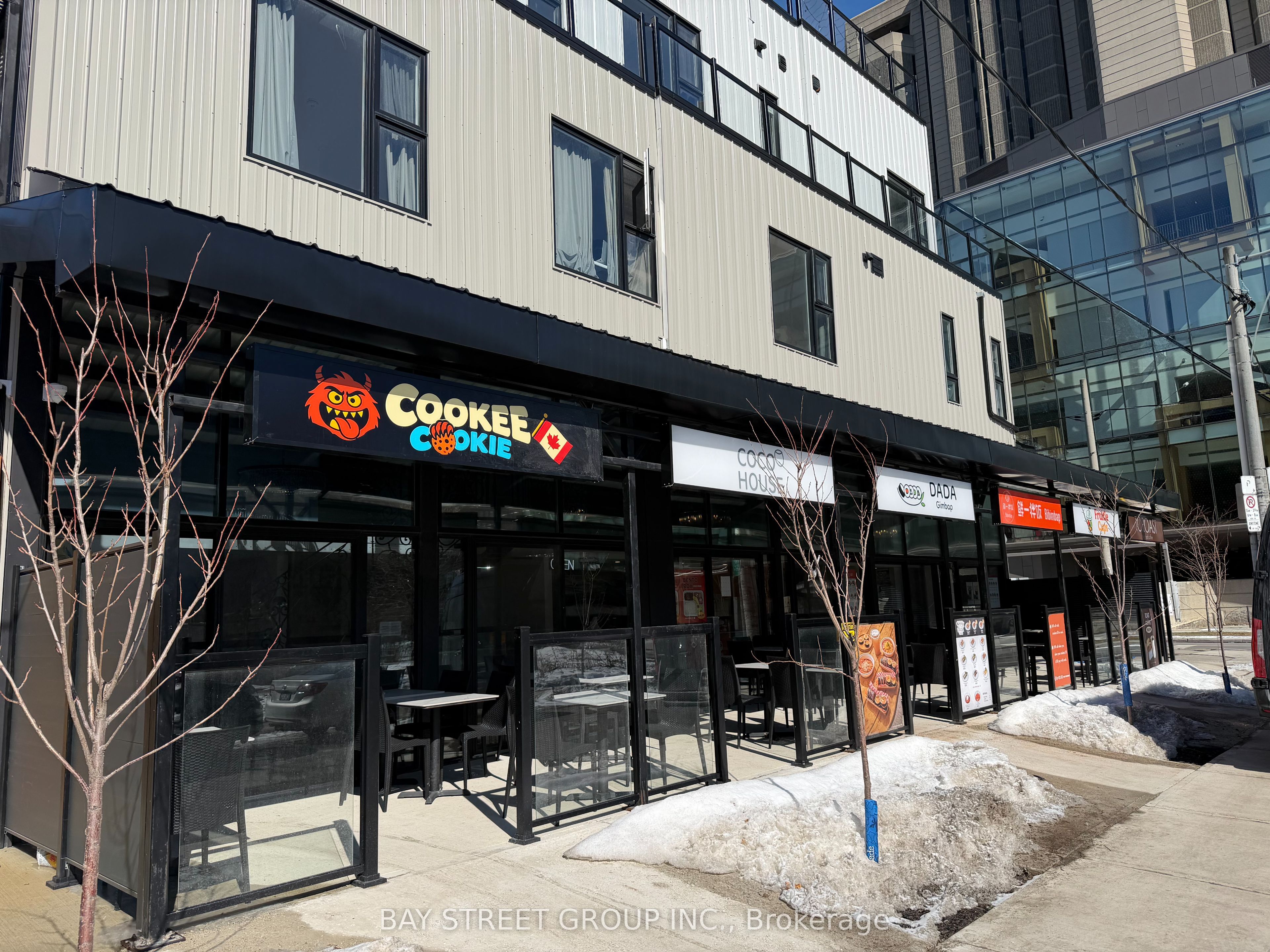 364 Huron Street Property Photo 1