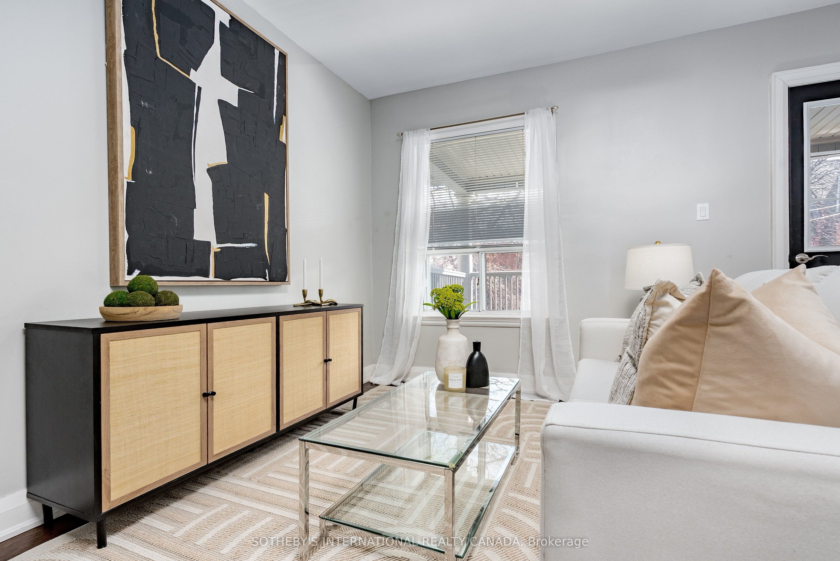 412 Wellesley Street E Property Photo 11