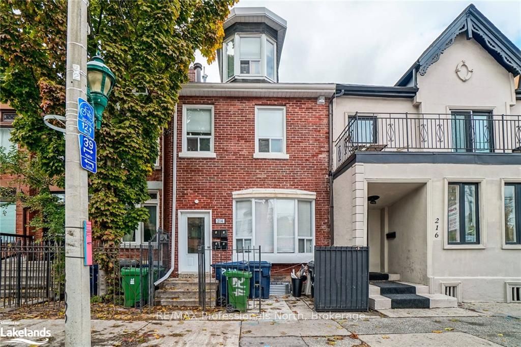 214 Gerrard Street E