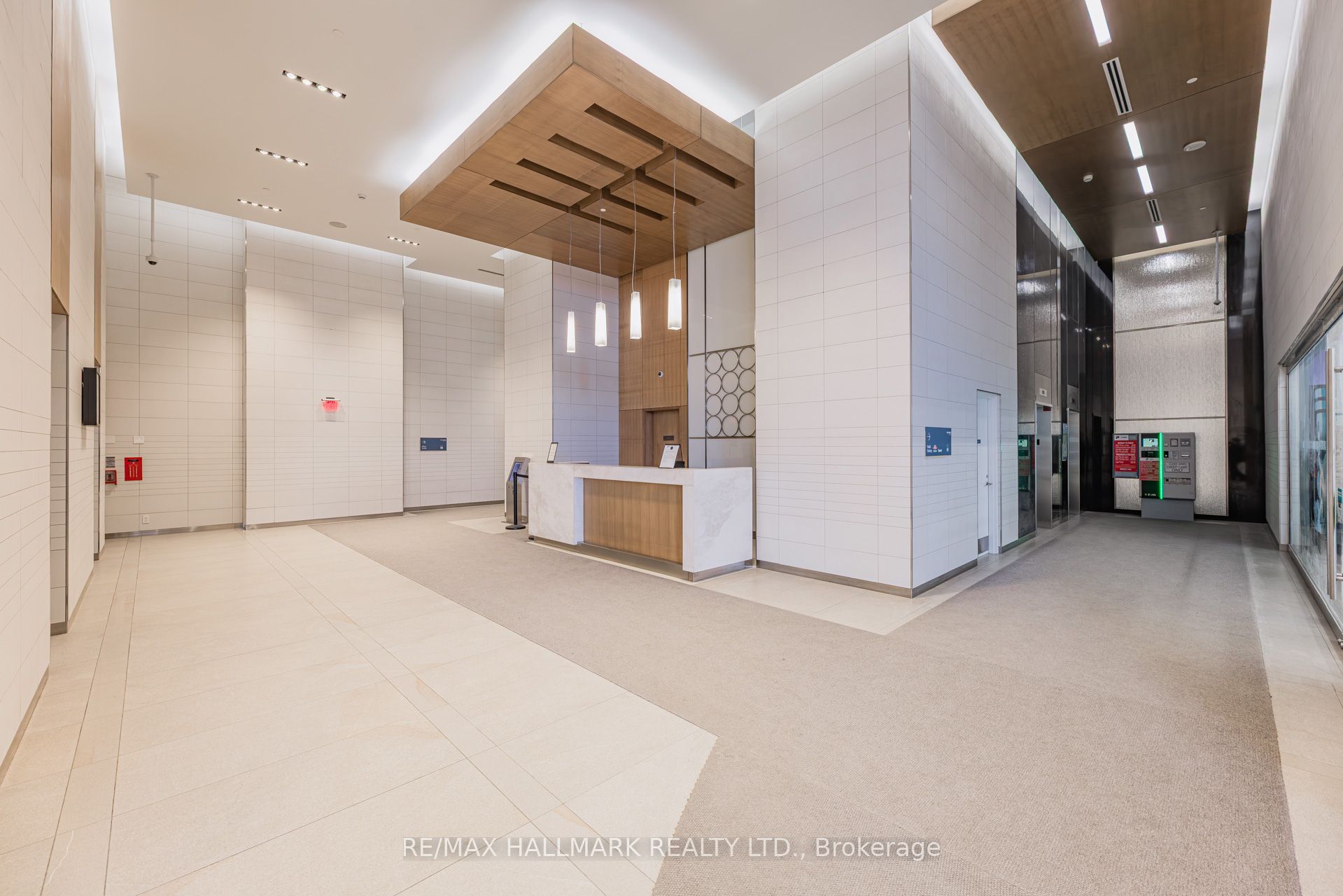 4789 Yonge Street 311 Property Photo 6