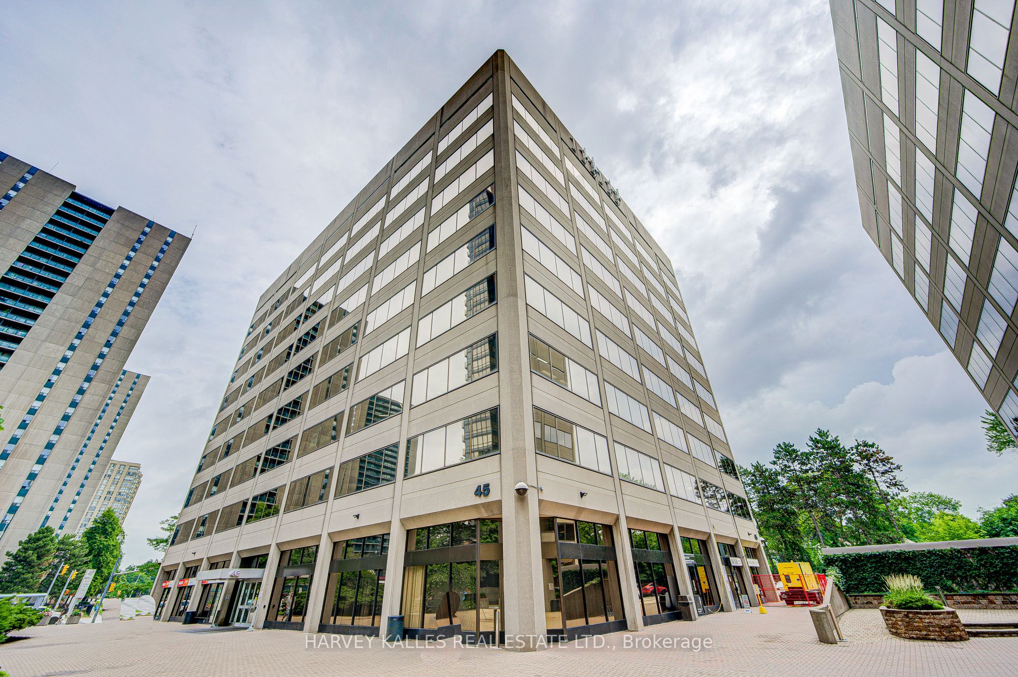 45 Sheppard Avenue E 910 Property Photo 1