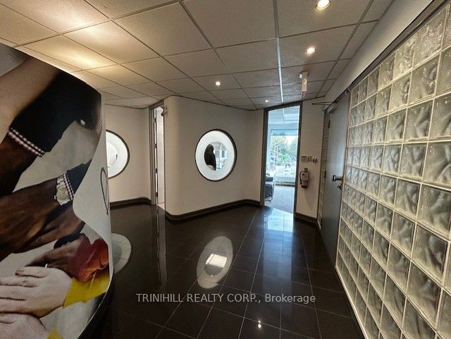 1220 Yonge Street 201 Property Photo 2