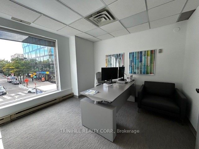 1220 Yonge Street 201 Property Photo 3