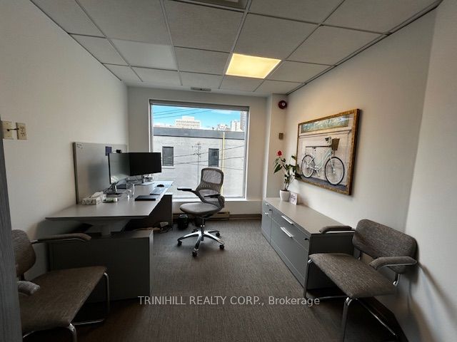 1220 Yonge Street 201 Property Photo 7