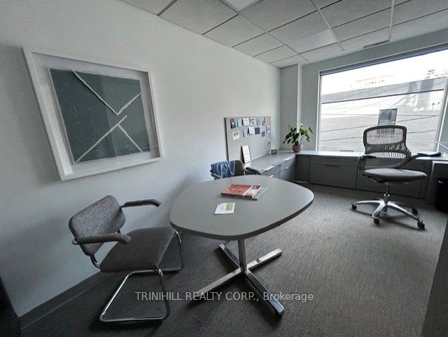 1220 Yonge Street 201 Property Photo 8