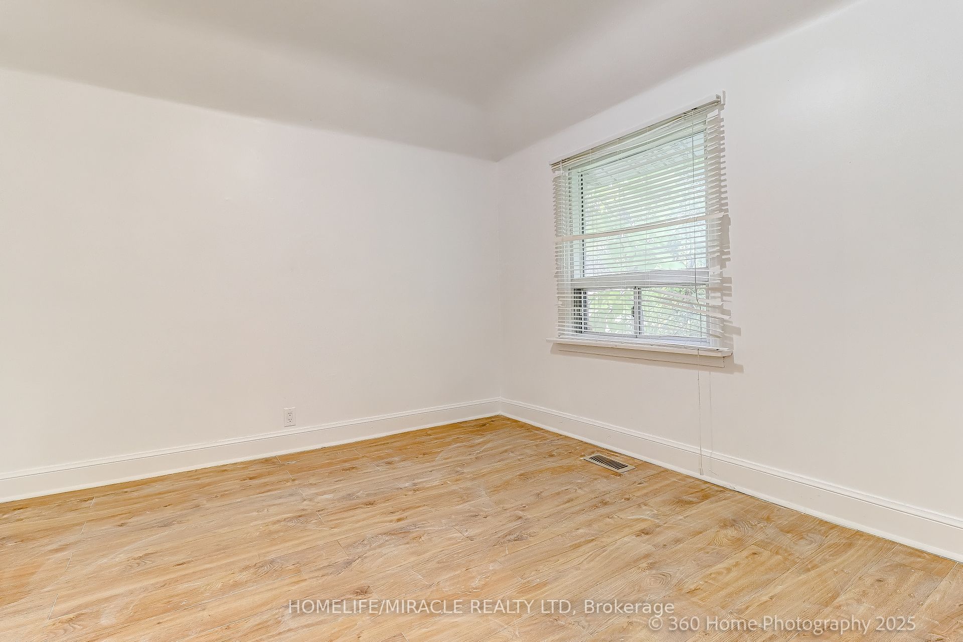 106 Johnston Avenue Property Photo 9