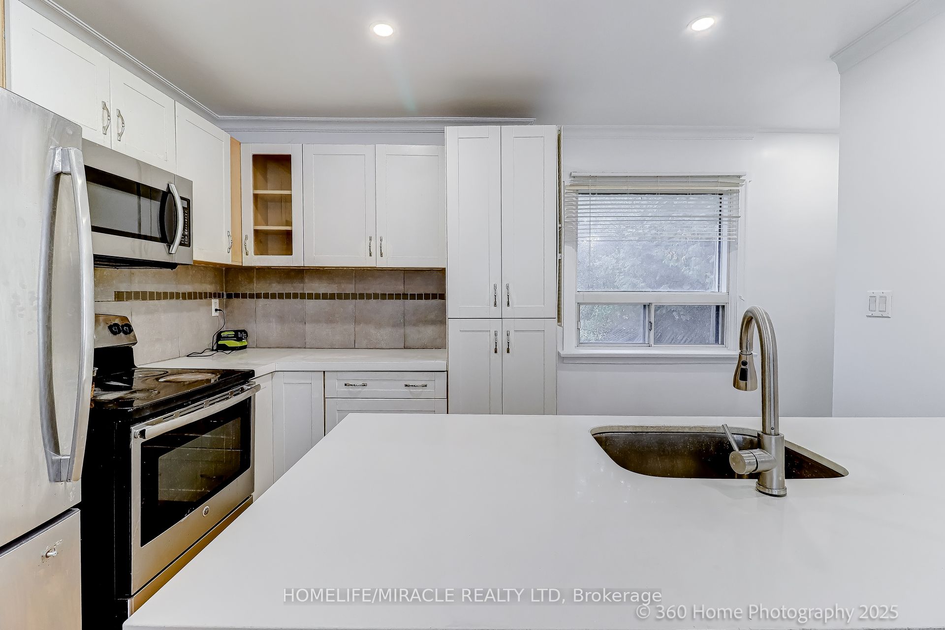 106 Johnston Avenue Property Photo 25