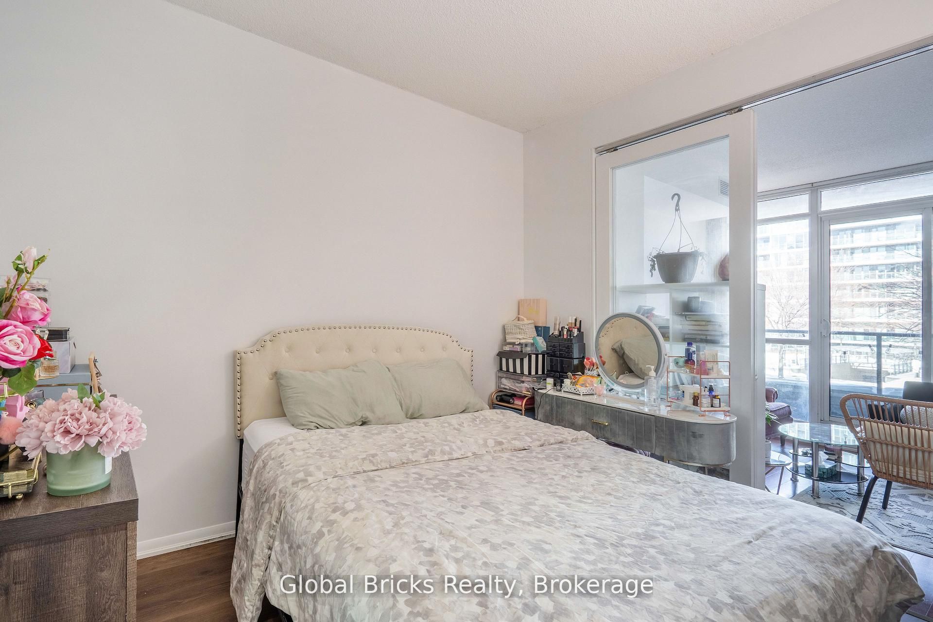 215 Fort York Boulevard #215 Property Photo 12