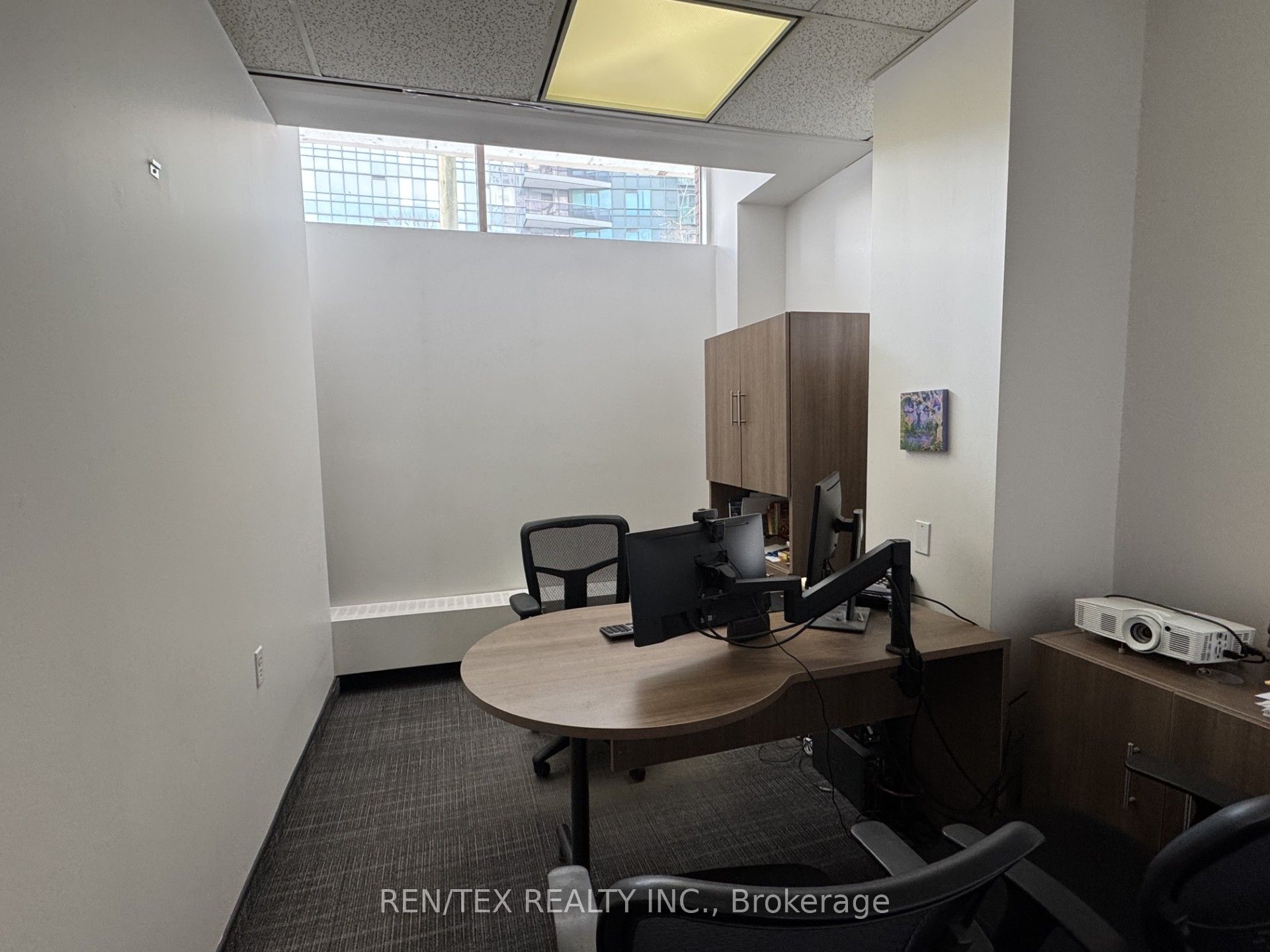 19 Hendon Avenue Property Photo 6