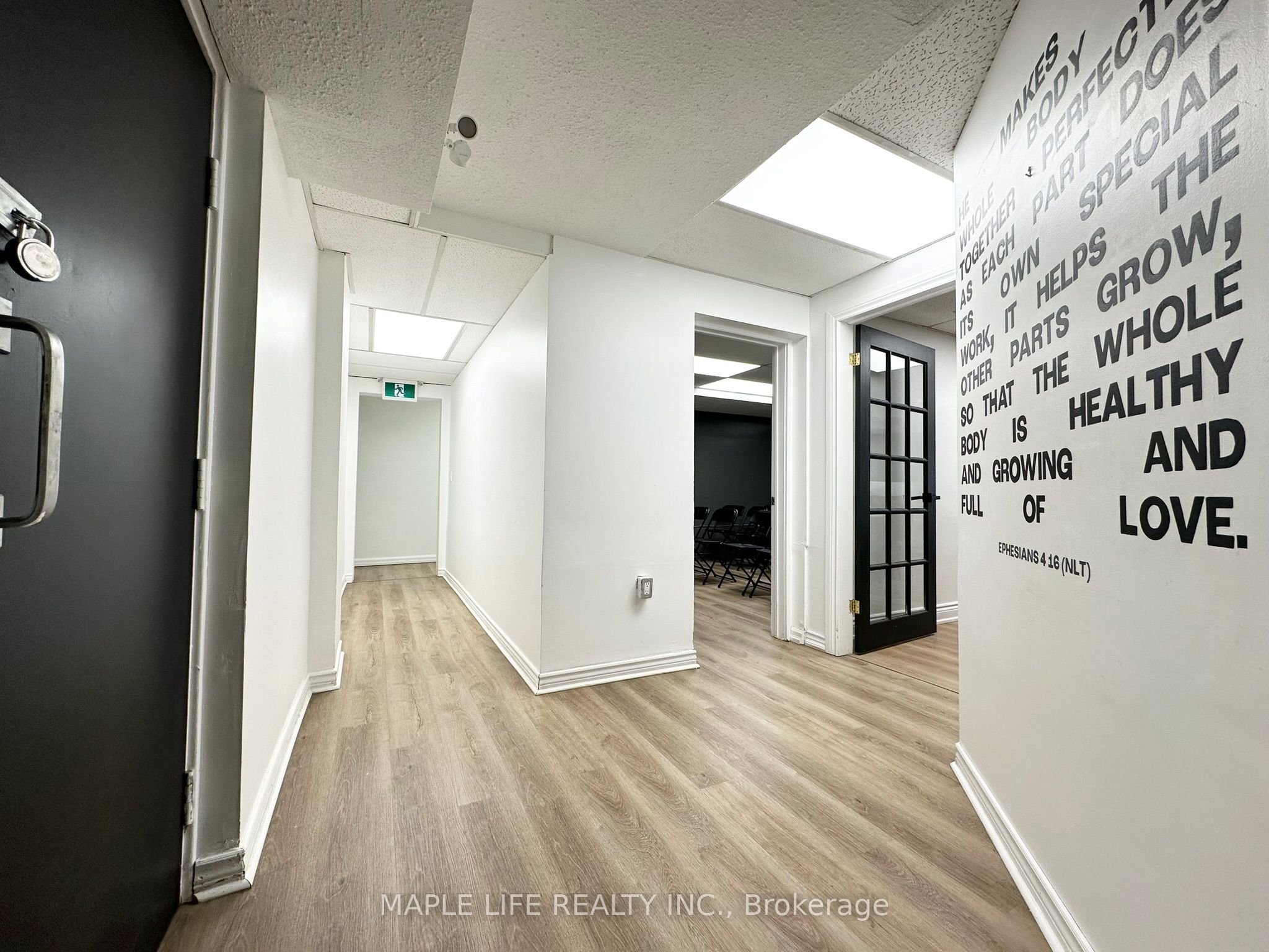901 Yonge Street Lower Property Photo 22