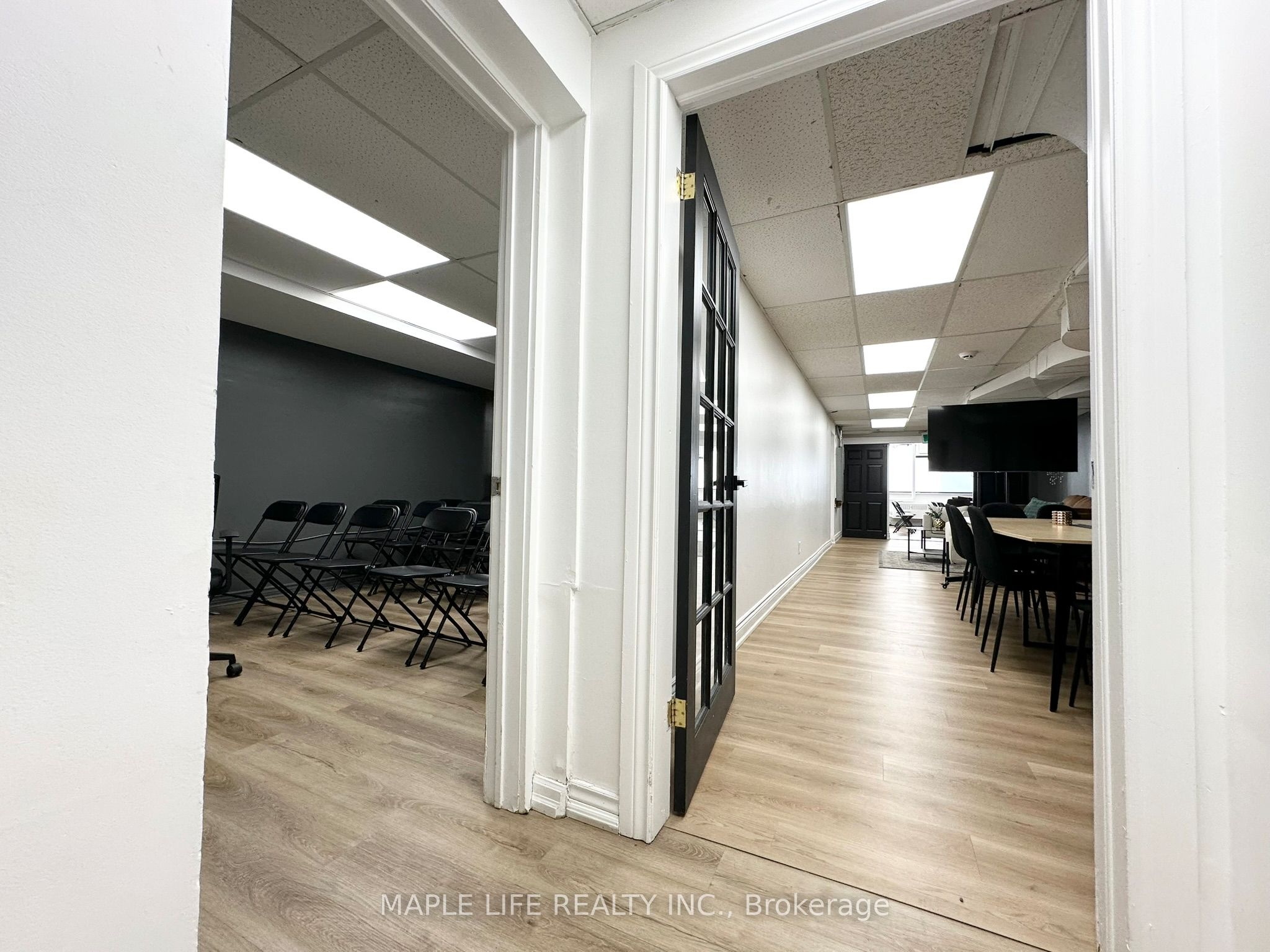 901 Yonge Street Lower Property Photo 23