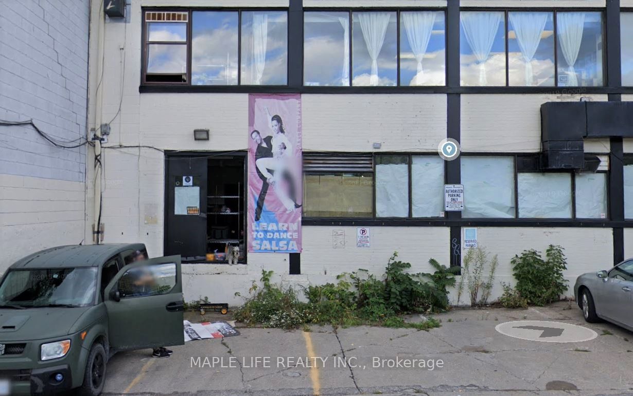 901 Yonge Street Lower Property Photo 34