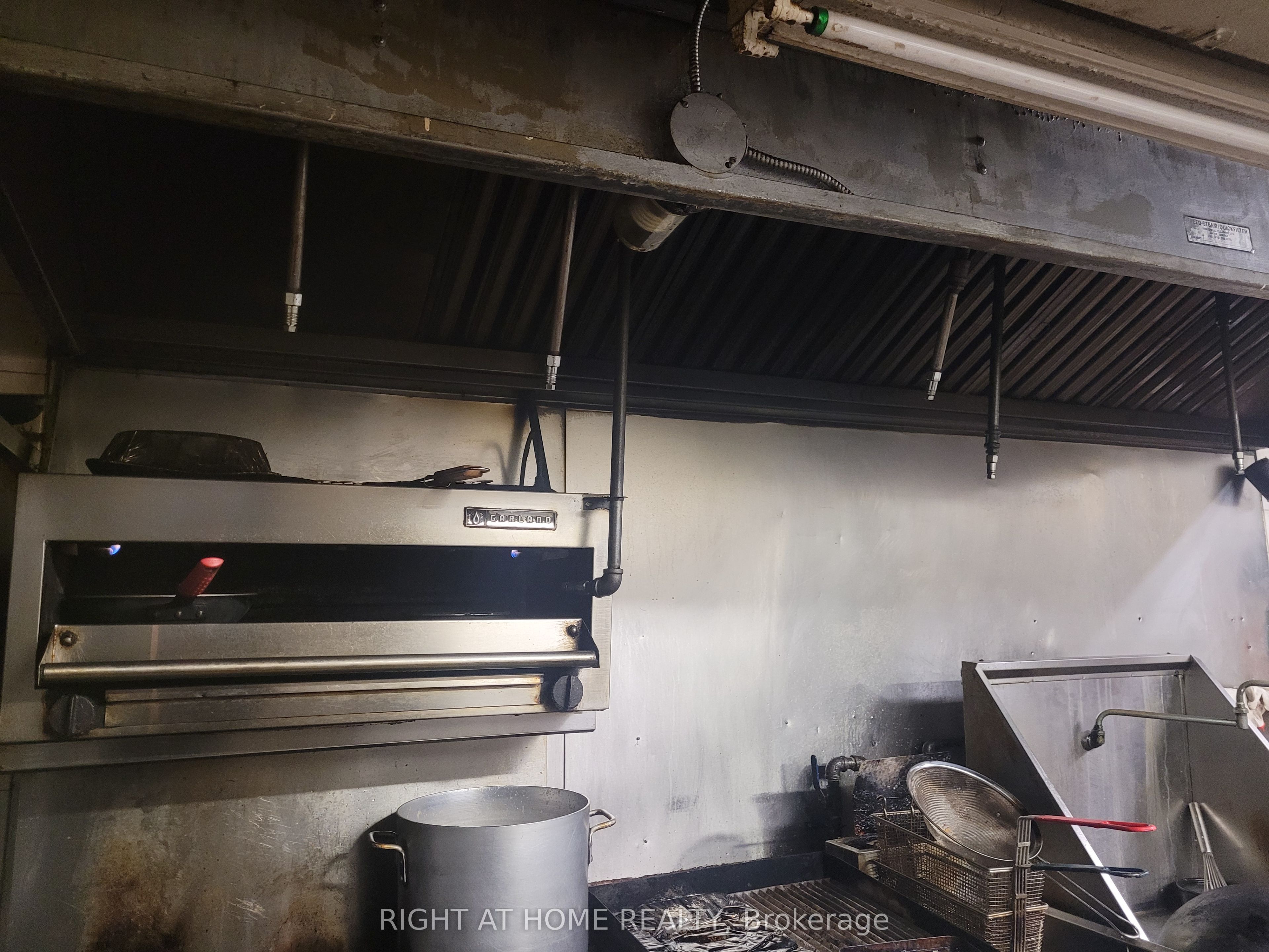 3 Elmhurst Avenue Property Photo 9