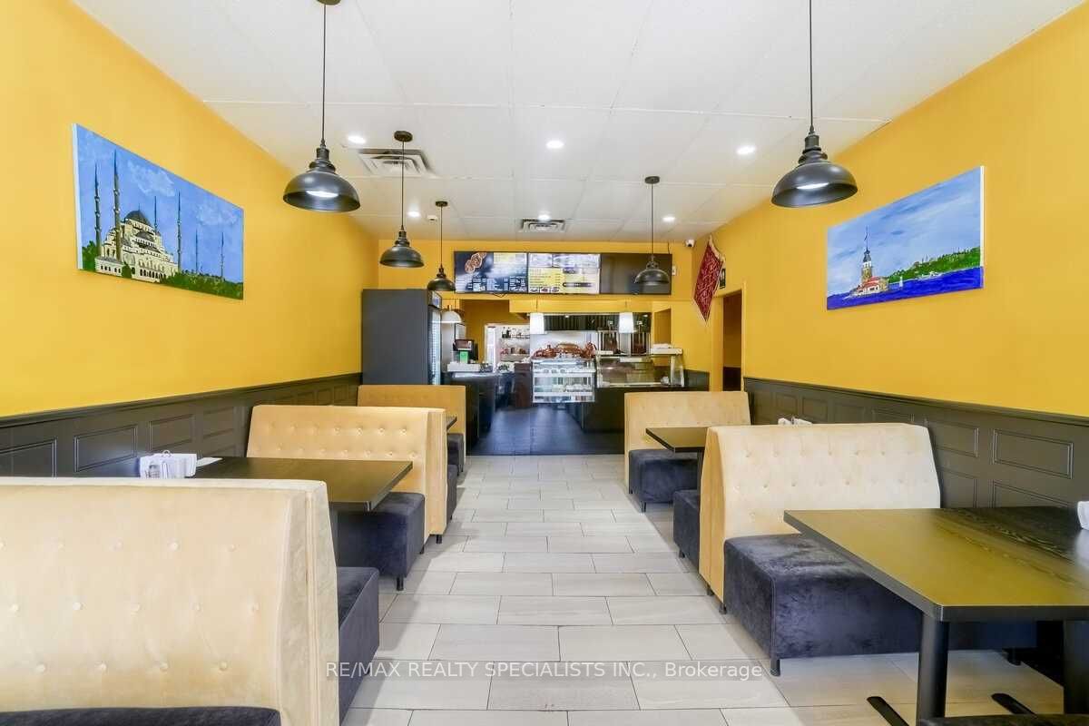 3421 Yonge Street Property Photo 4